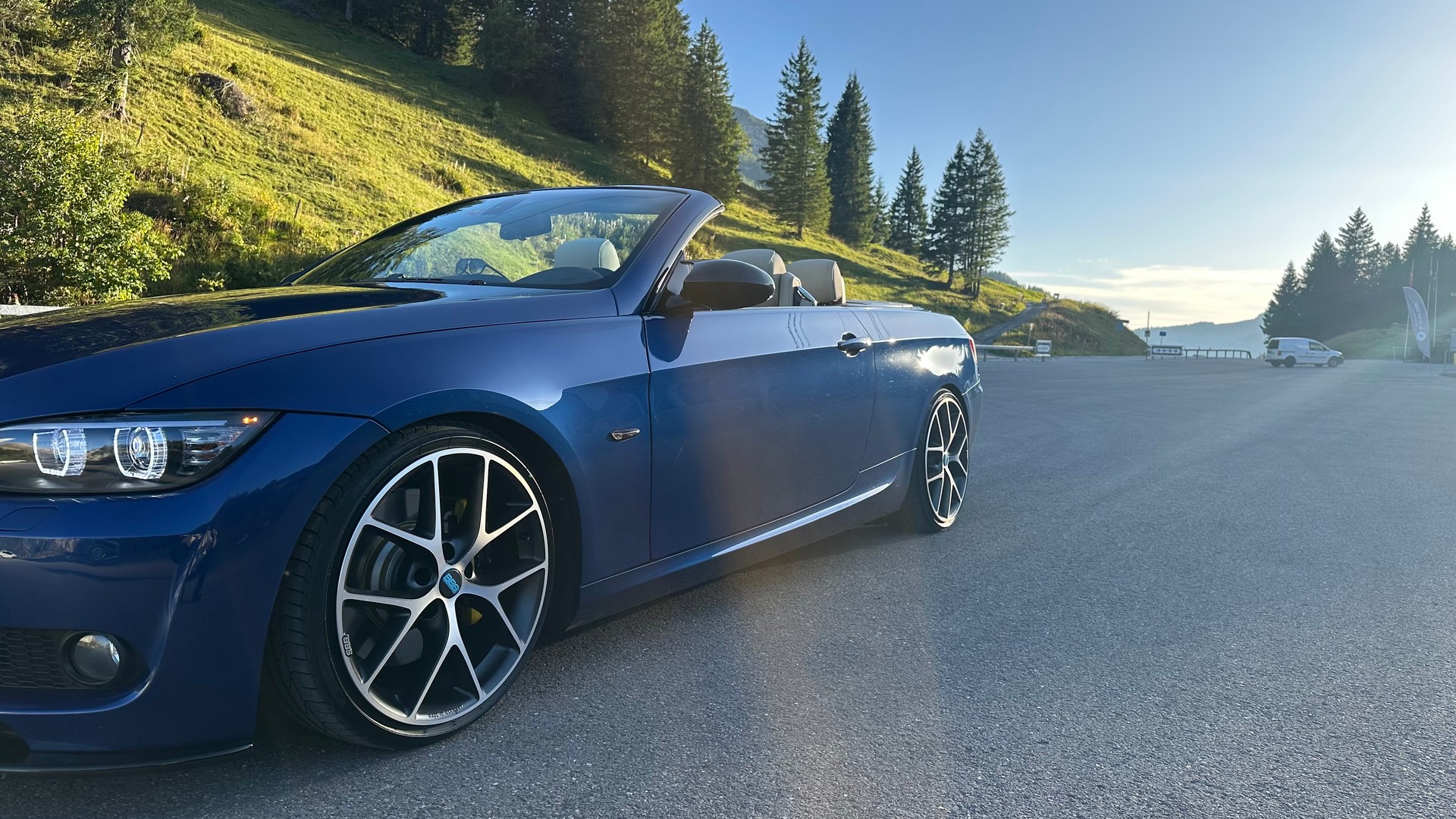BMW 335i Cabriolet Original M Paket-image-3