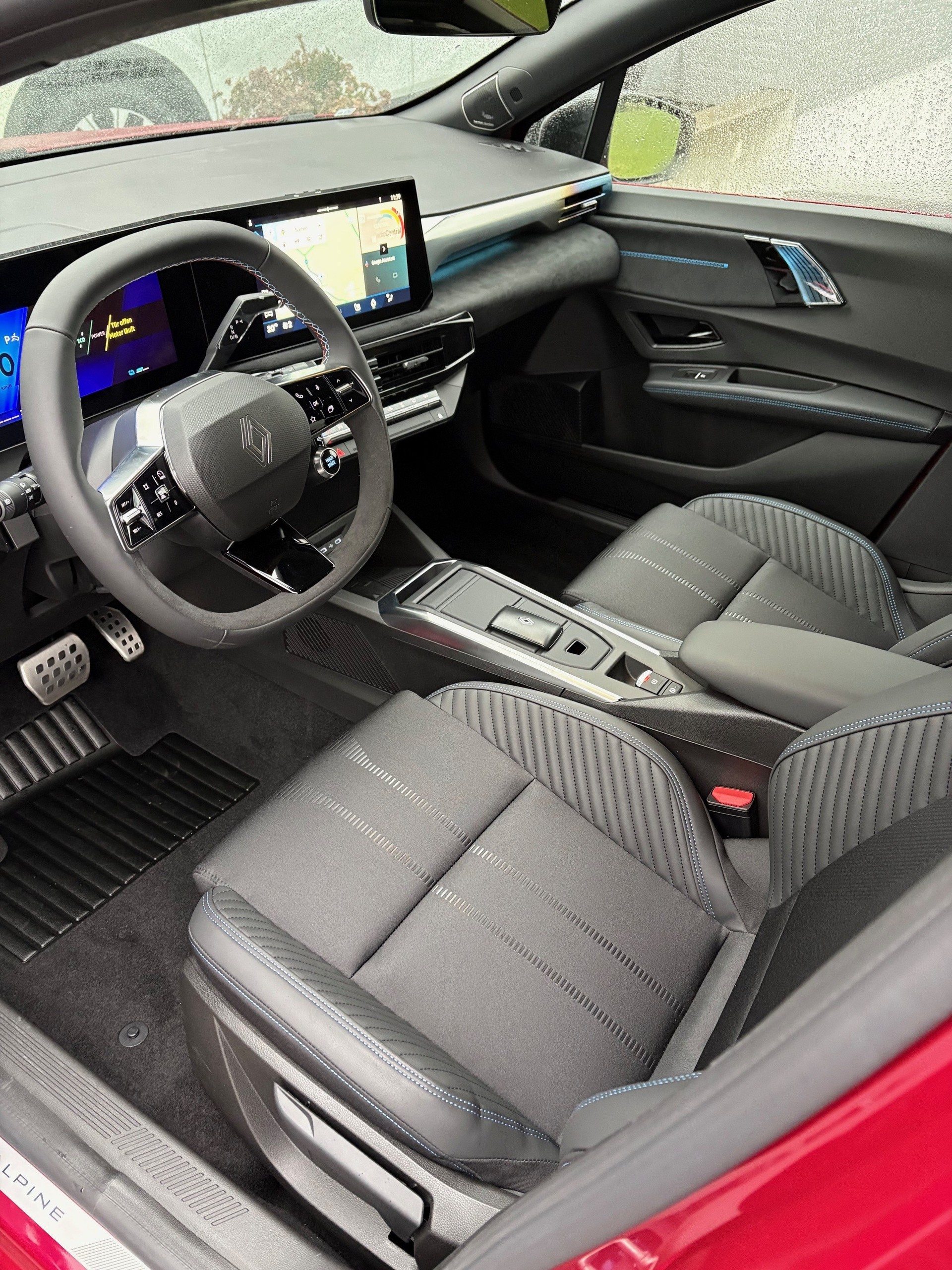 RENAULT Clio 1.8 E-Tech Esprit Alpine-image-4