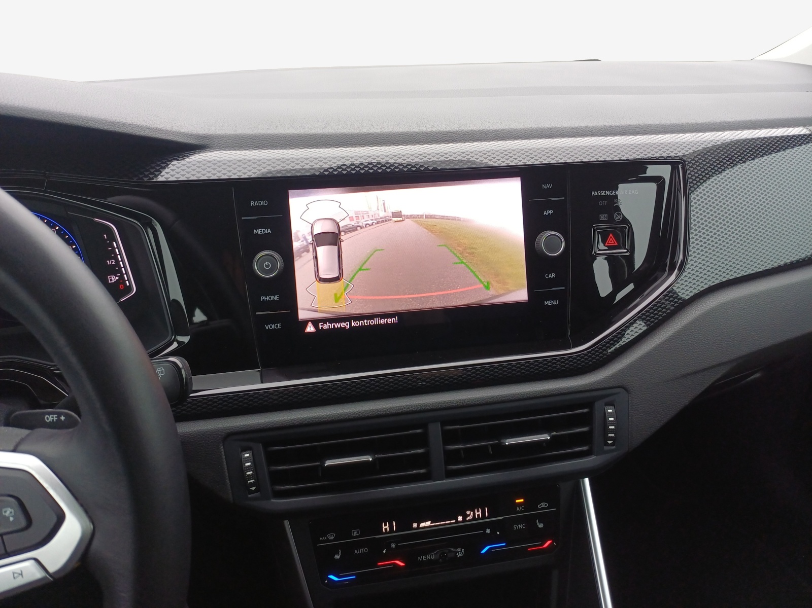 VW Polo 1.0 TSI Life DSG-image-13