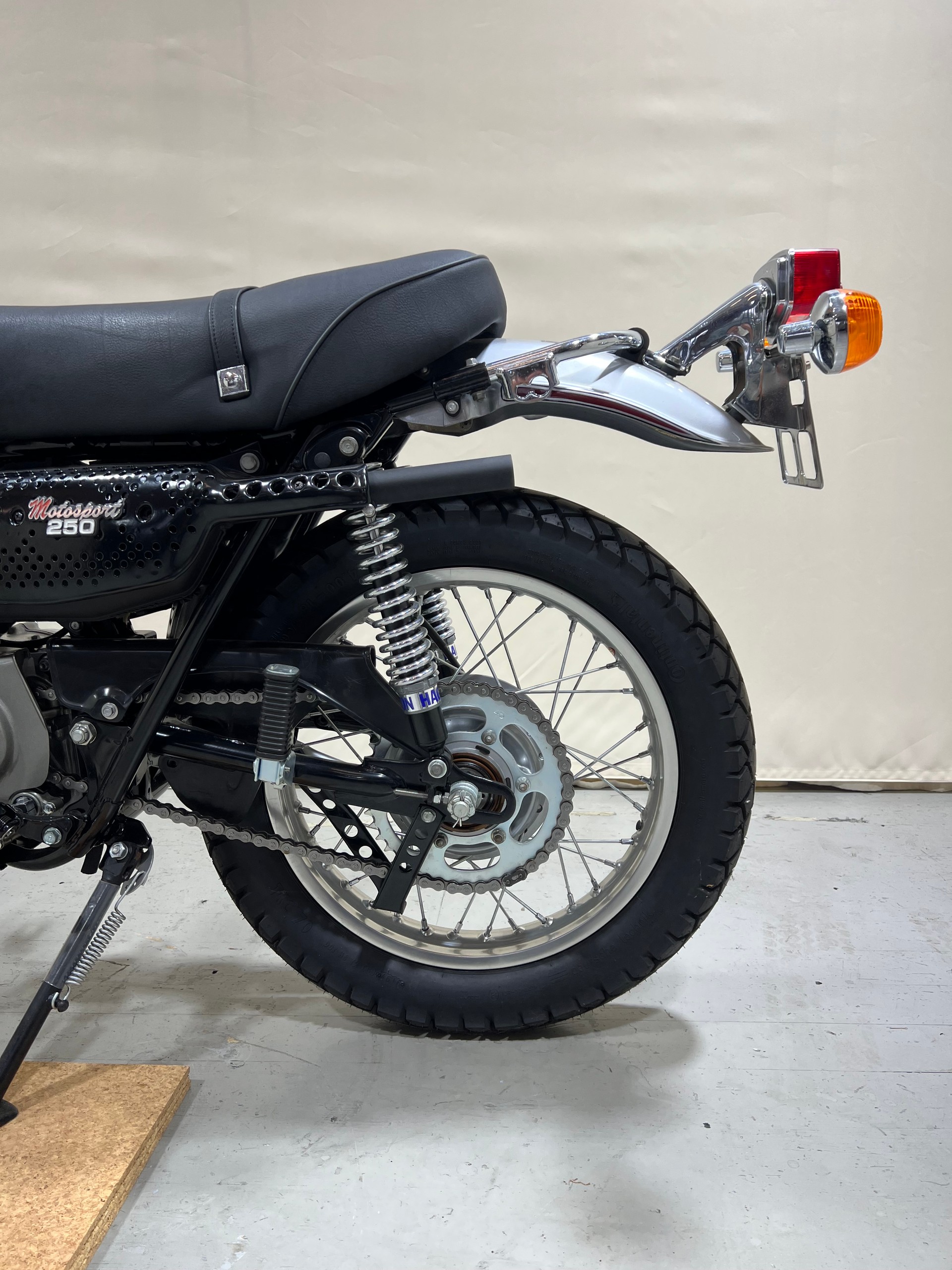 HONDA XL 250 K0-image-7