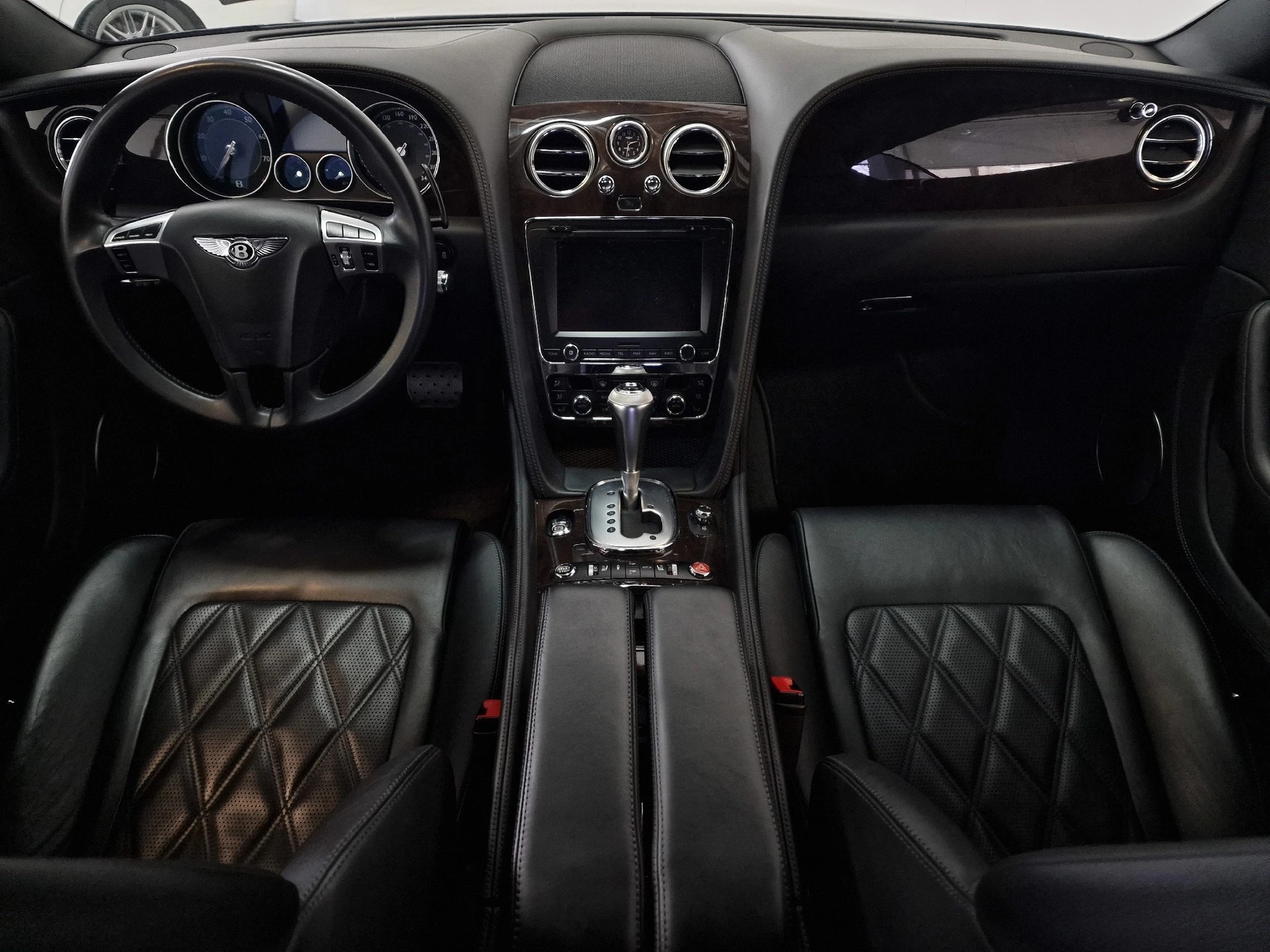 BENTLEY Continental GT 6.0 W12-image-13