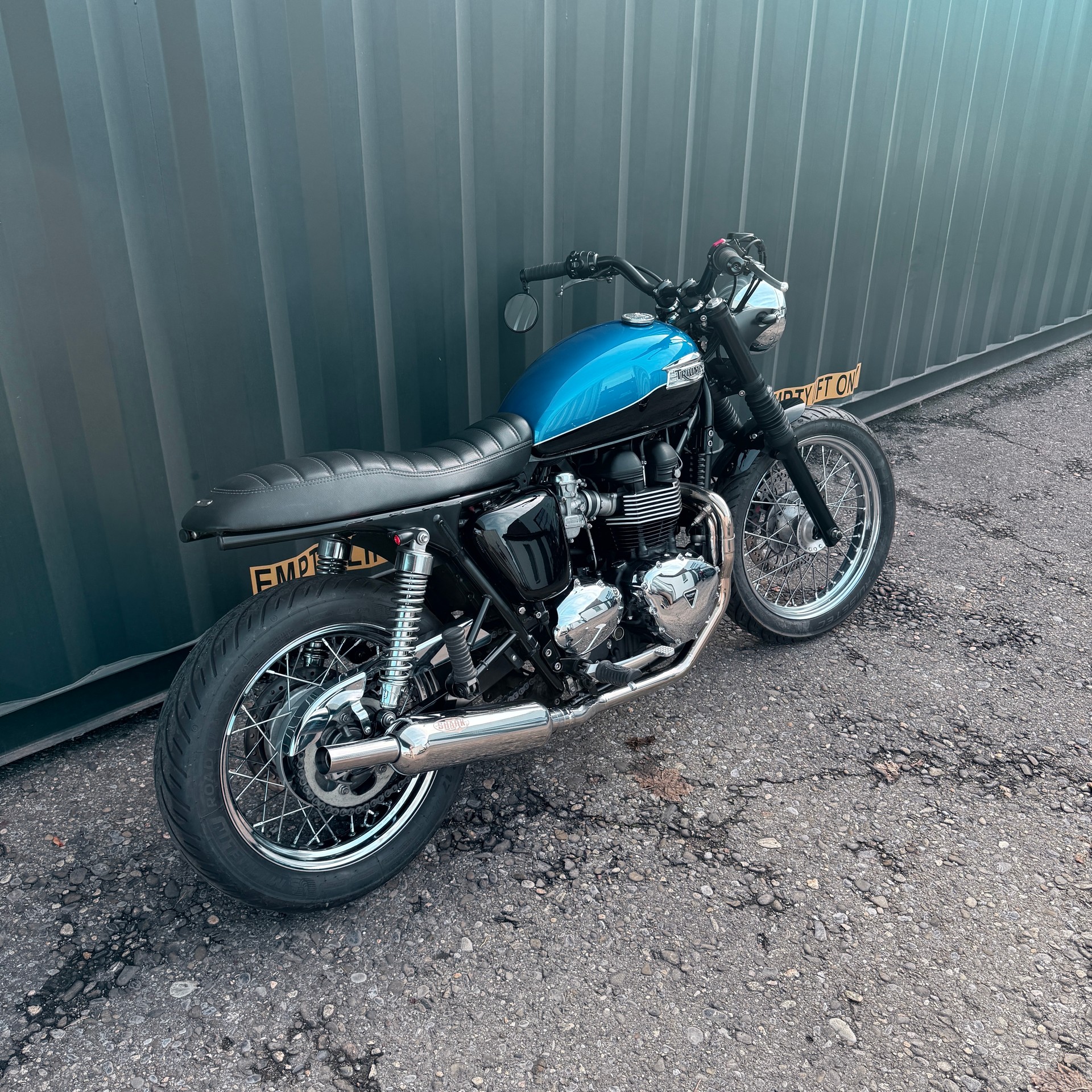TRIUMPH Bonneville 900 i T 100