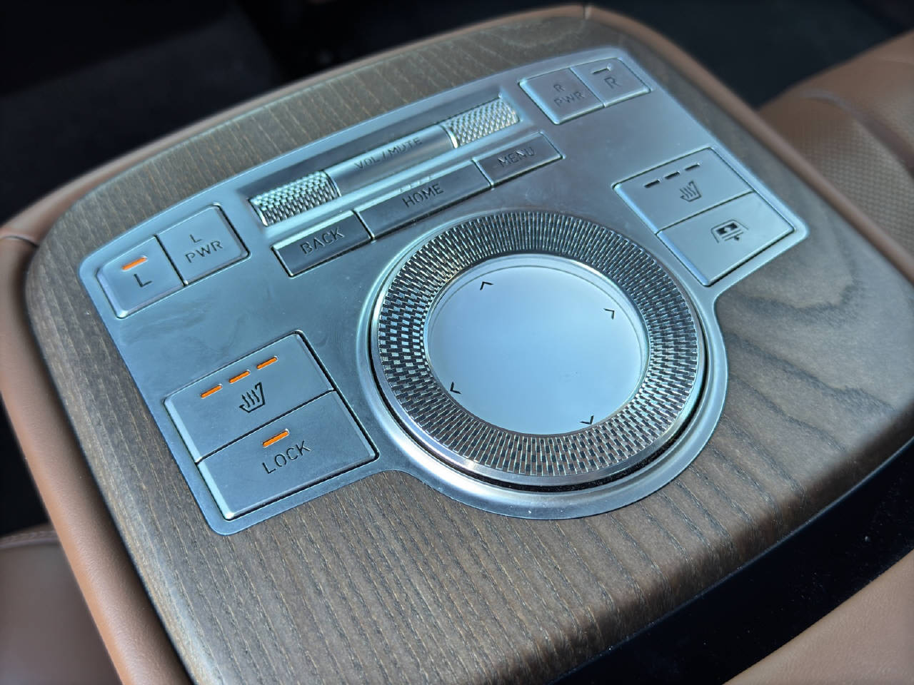GENESIS G80 Dual Motor Luxury AWD-image-15