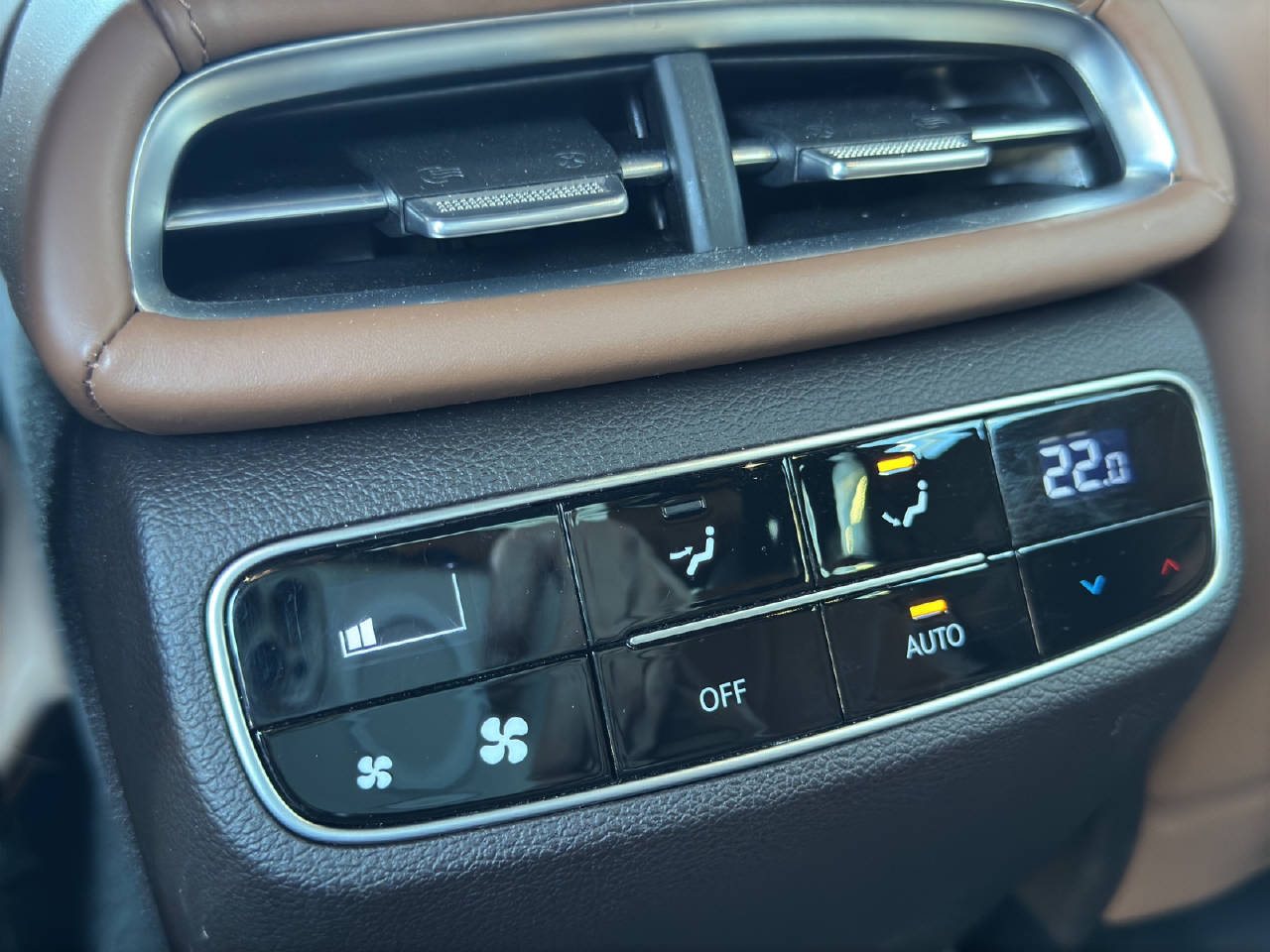 GENESIS G80 Dual Motor Luxury AWD-image-14
