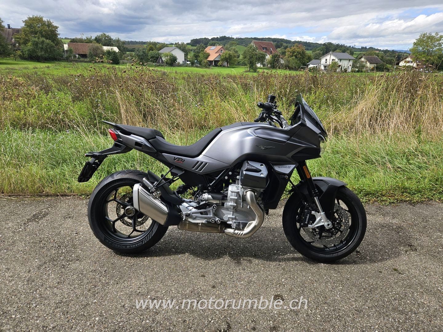 MOTO GUZZI V100
