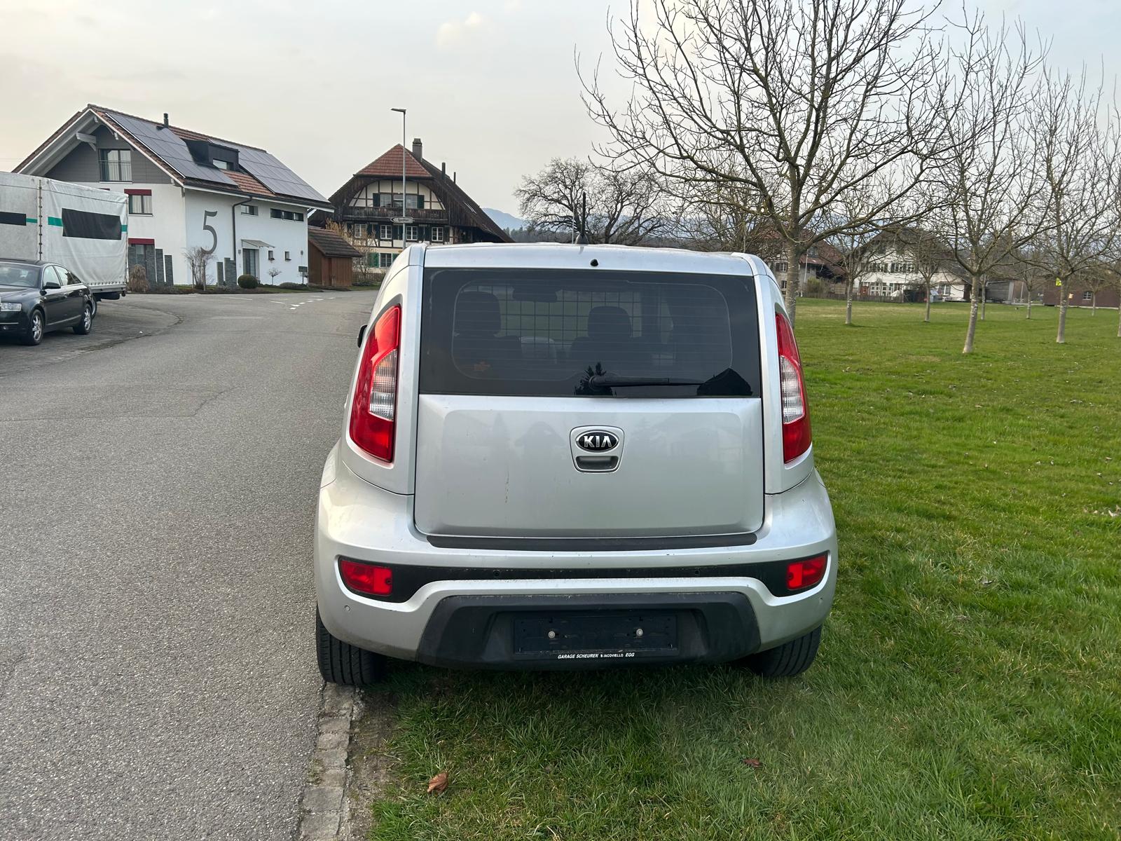 KIA Soul 1.6 GDI Style Automatic-image-2
