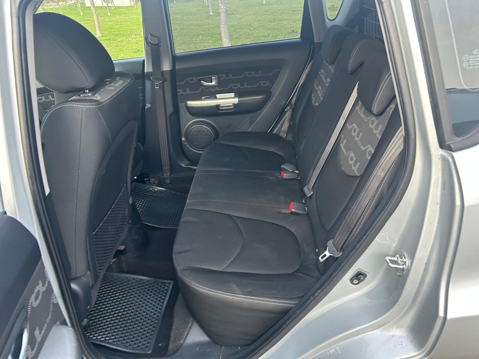 KIA Soul 1.6 GDI Style Automatic-image-7