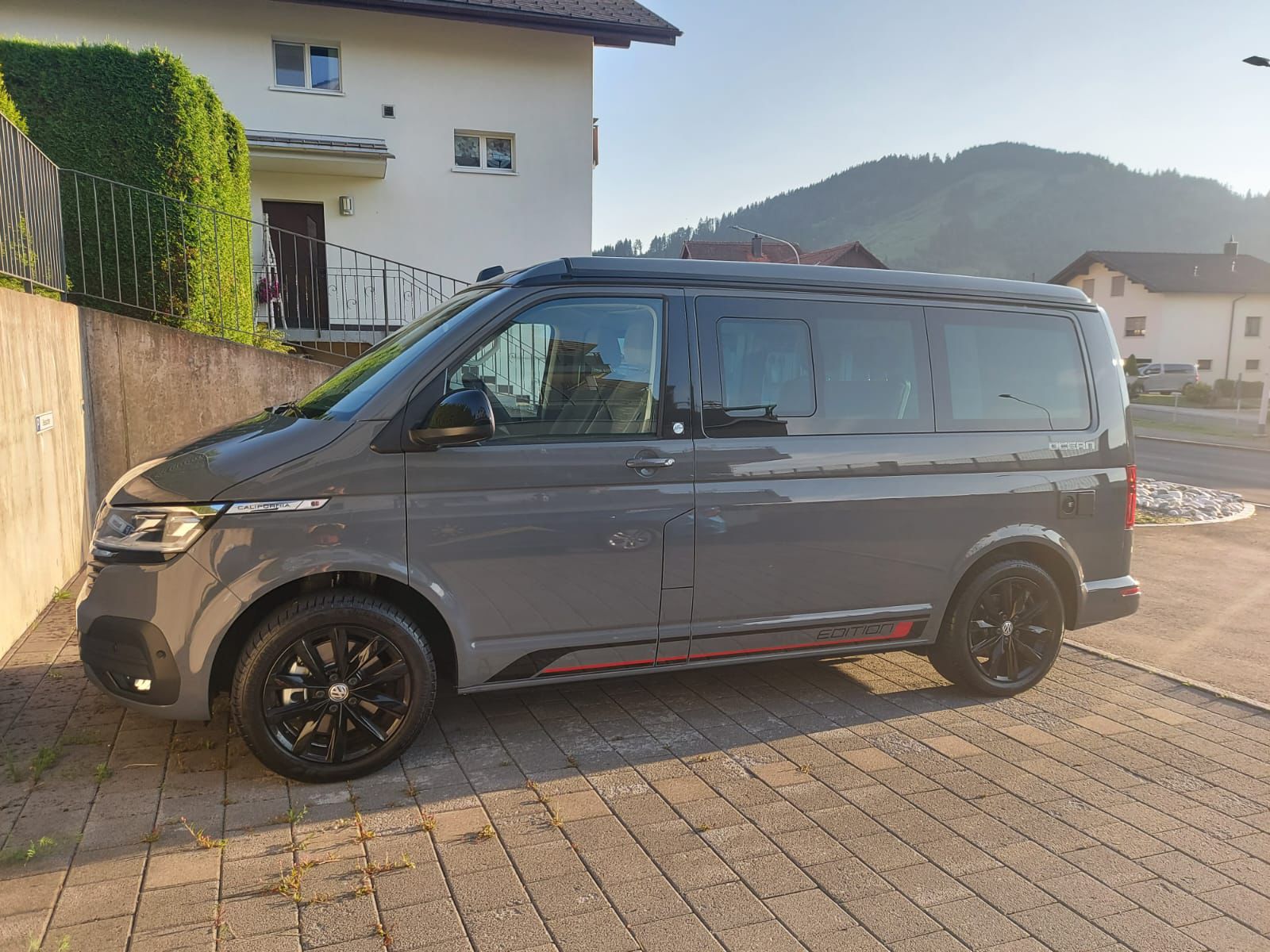 VW T6.1 Ocean Last Edition-image-8