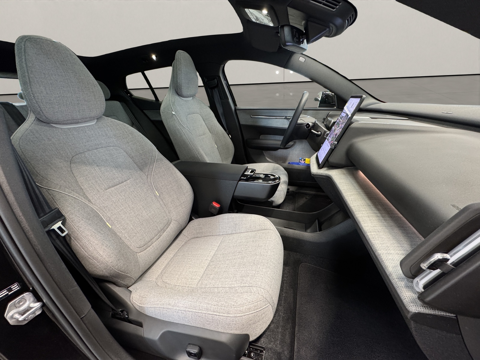 VOLVO EX30 E60 Twin Ultra Performance AWD-image-10