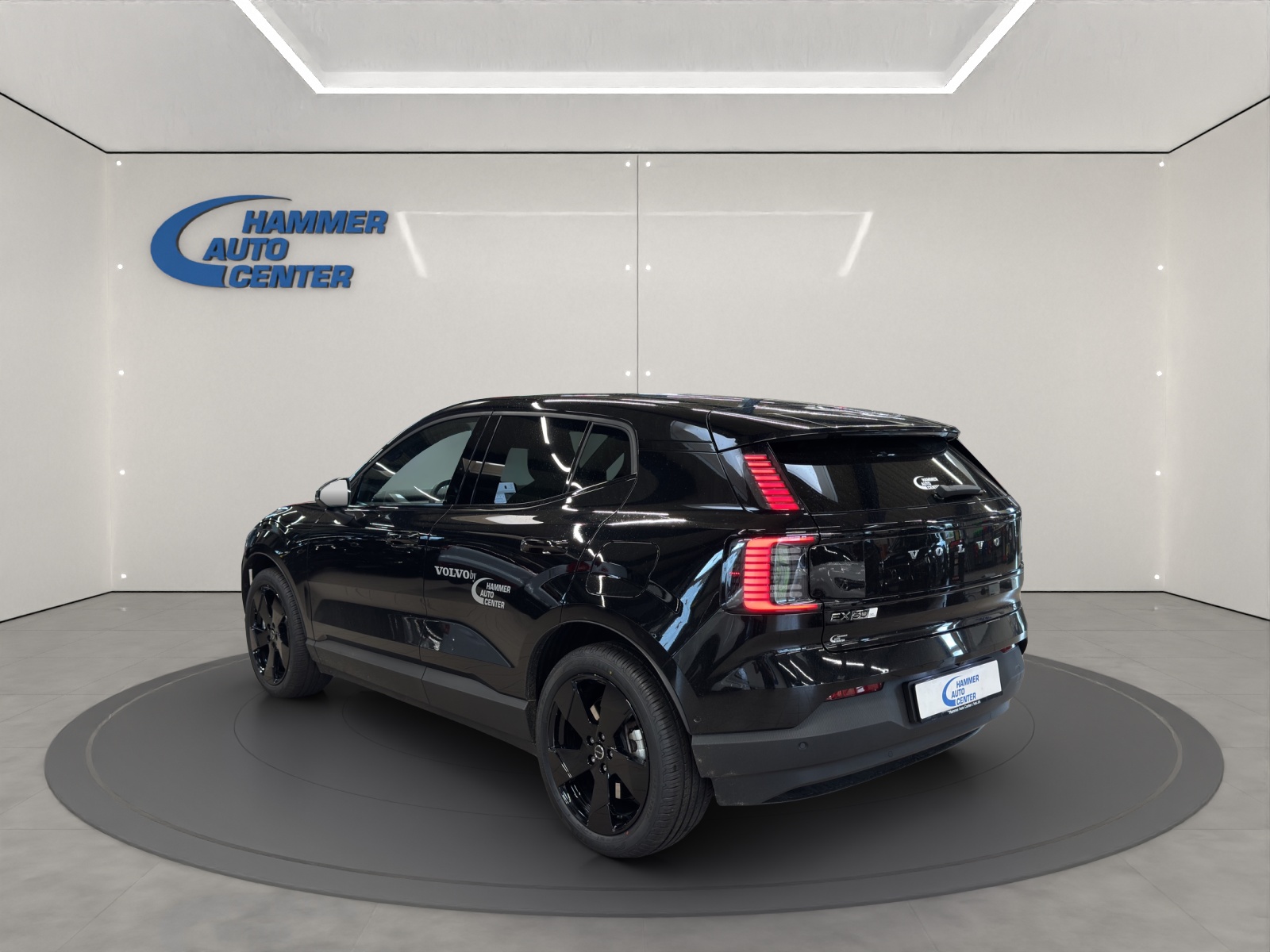 VOLVO EX30 E60 Twin Ultra Performance AWD-image-2