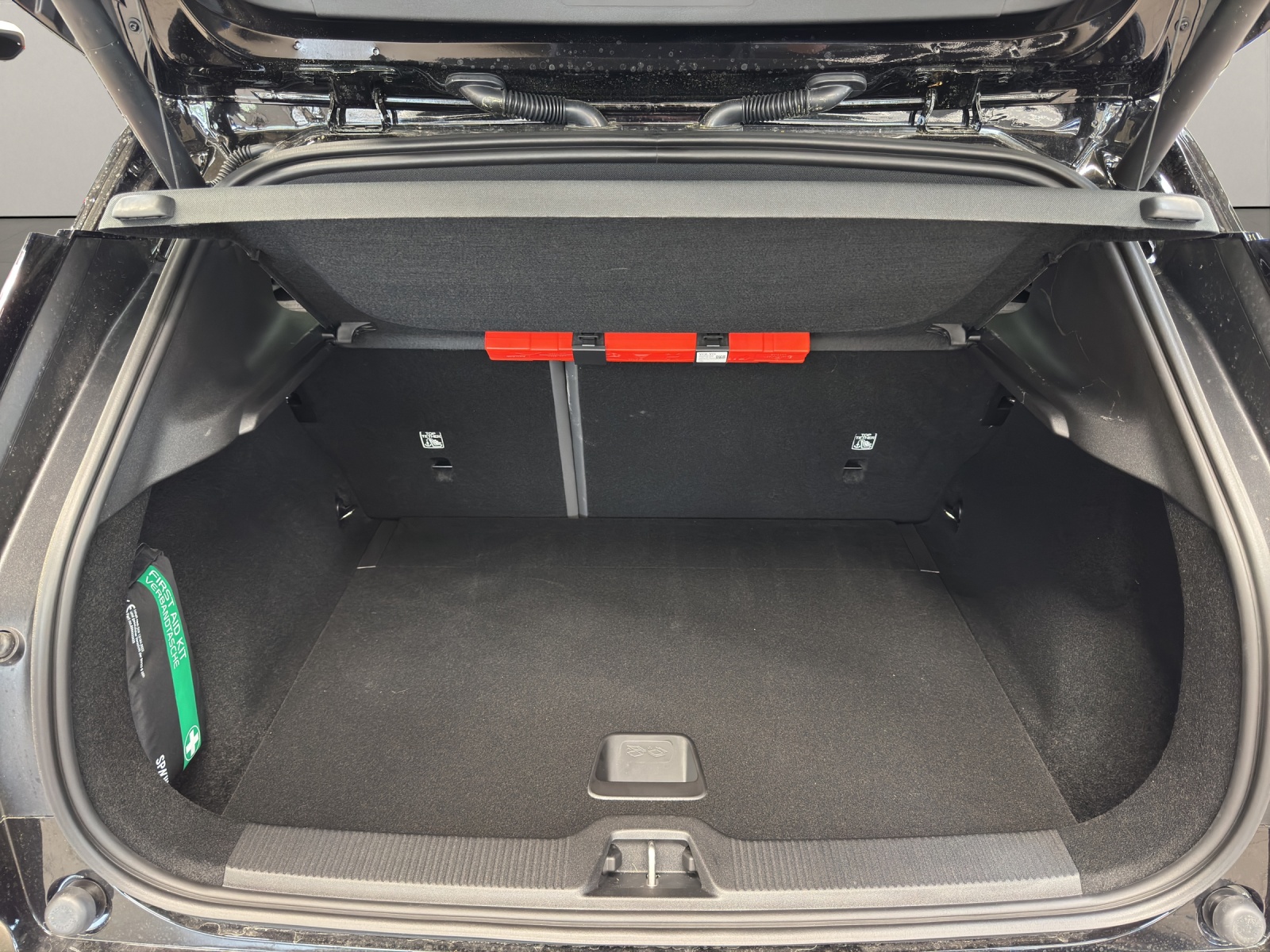 VOLVO EX30 E60 Twin Ultra Performance AWD-image-15