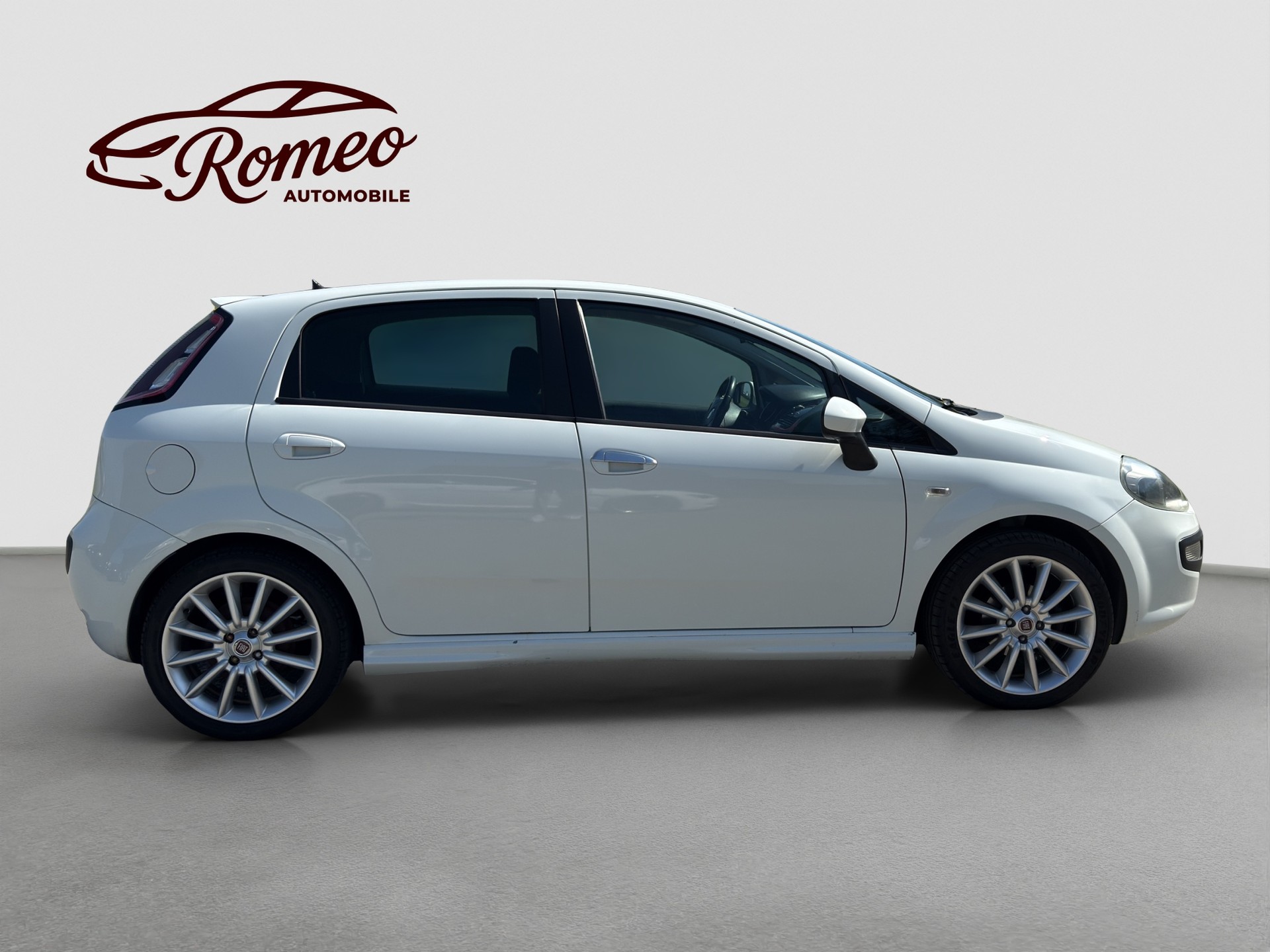 FIAT Punto Evo 1.4 16V Sporting ** Frisch ab MFK und Service **-image-5