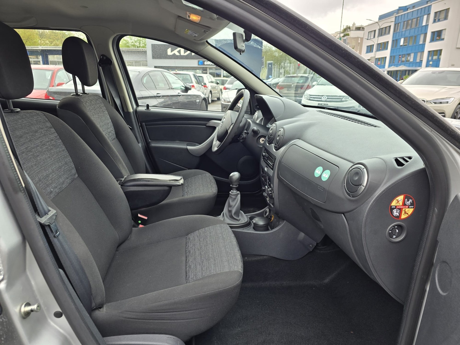 DACIA Duster 1.6 Lauréate 4x4-image-10