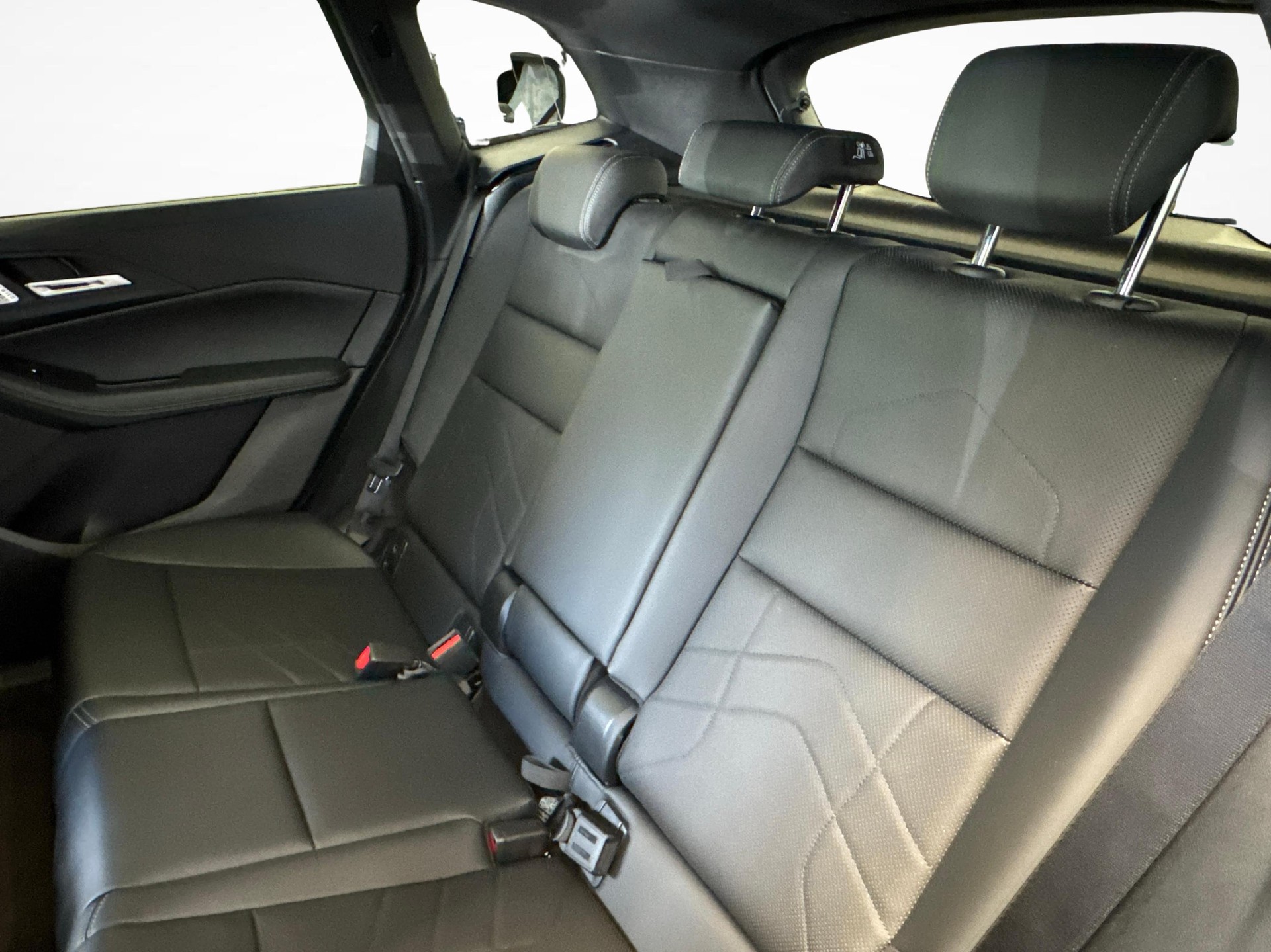 BMW 225e xDrive paddles Active Tourer-image-18