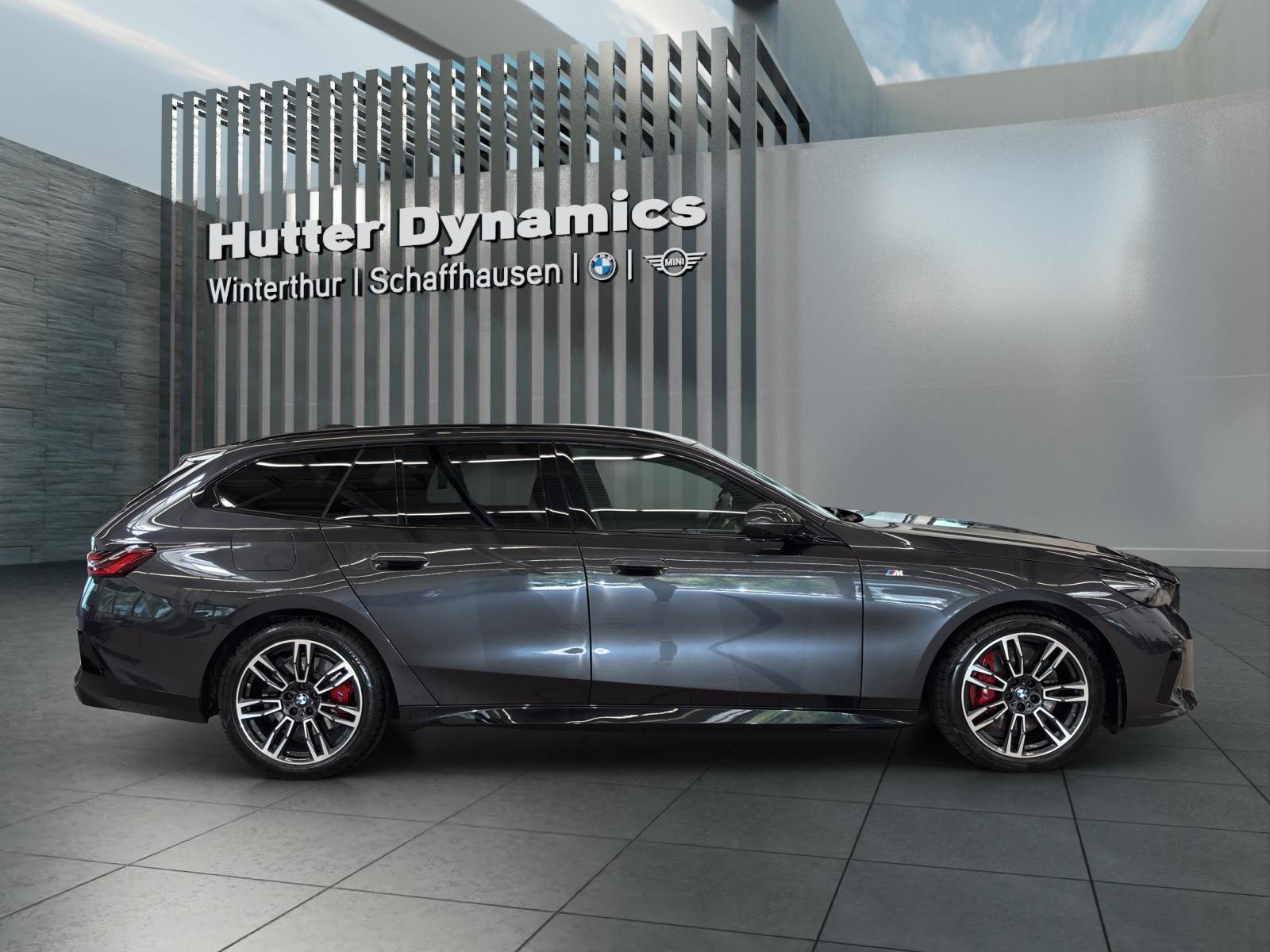 BMW 540d xDrive Touring M SPORTPAKET PRO (Import)-image-3