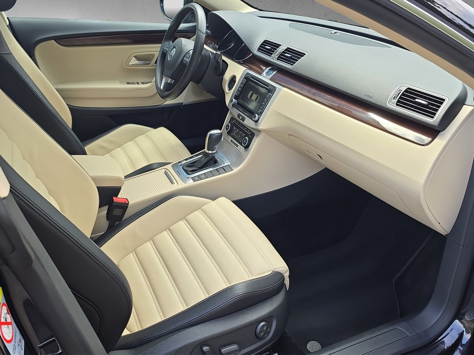 VW Passat CC 3.6 V6 300 PS FSI 4Motion DSG-image-7