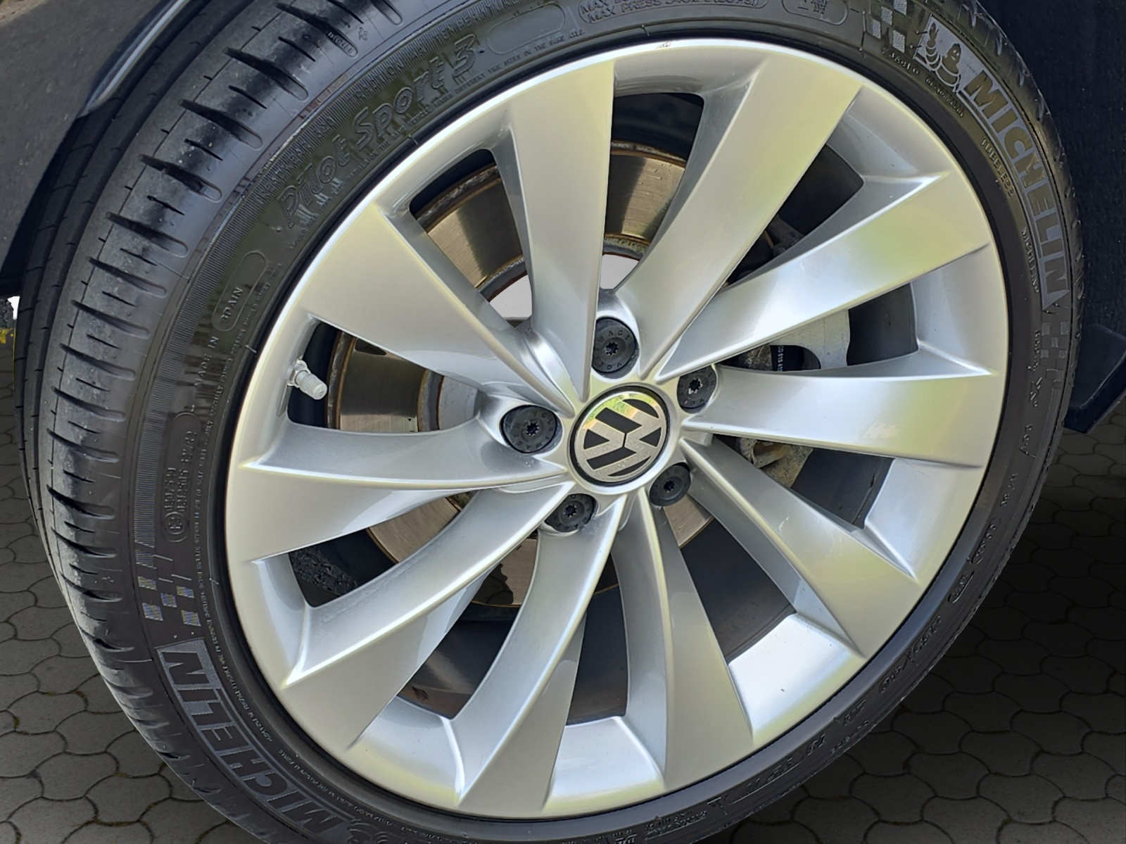 VW Passat CC 3.6 V6 300 PS FSI 4Motion DSG-image-6