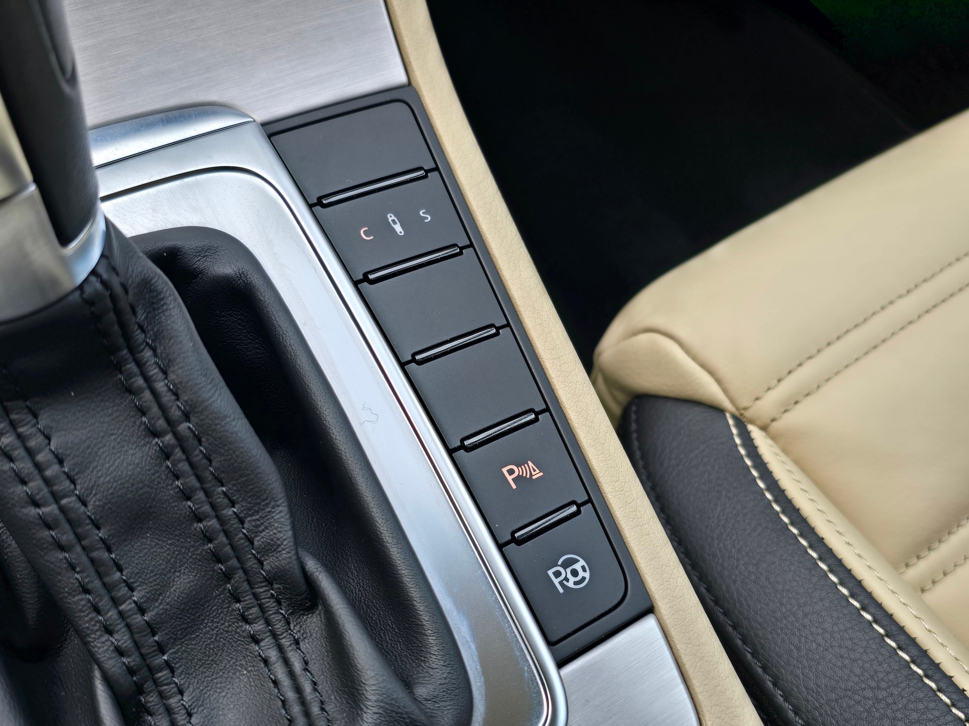 VW Passat CC 3.6 V6 300 PS FSI 4Motion DSG-image-21
