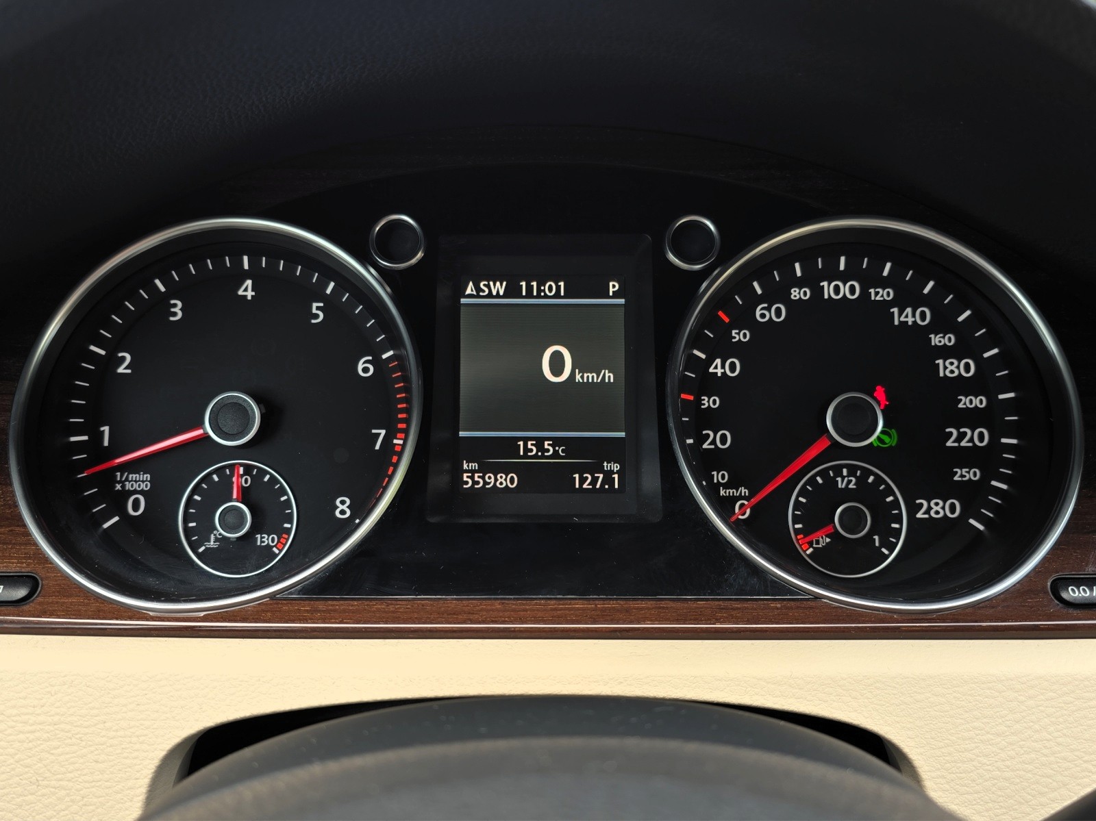 VW Passat CC 3.6 V6 300 PS FSI 4Motion DSG-image-16
