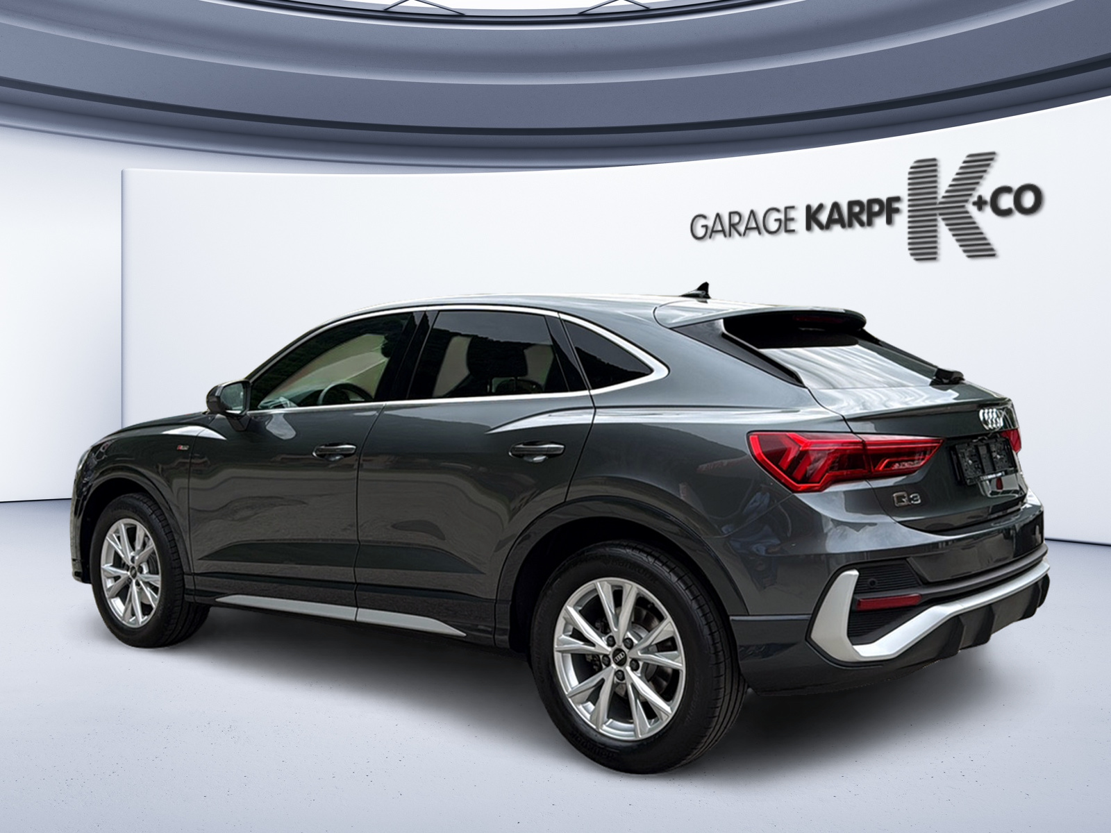 AUDI Q3 Sportback 35 TFSI Attraction S-tronic-image-1