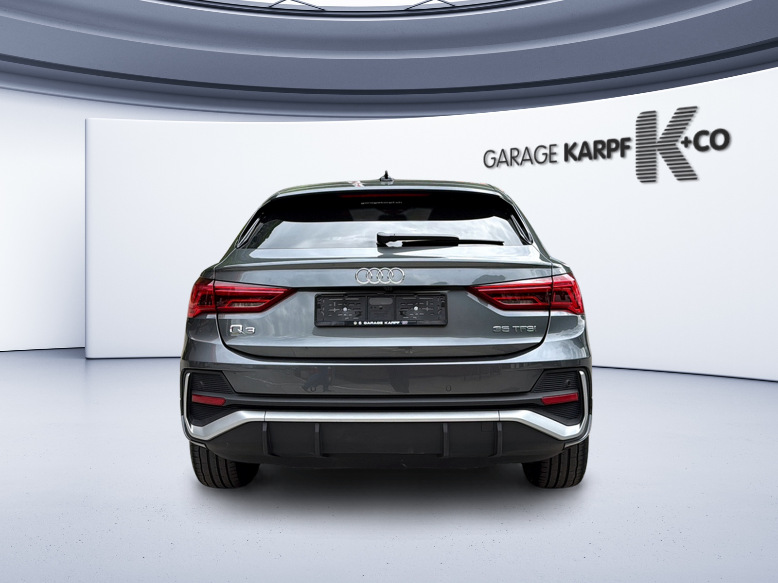 AUDI Q3 Sportback 35 TFSI Attraction S-tronic-image-2