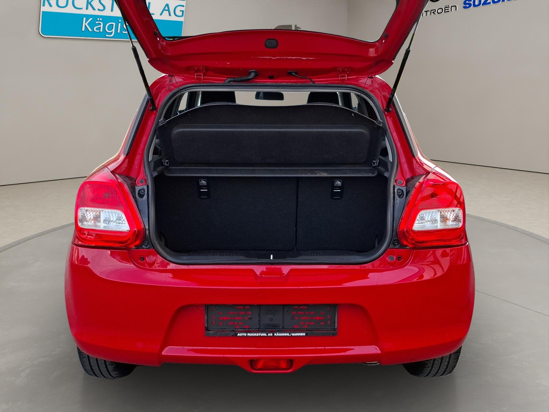 SUZUKI Swift 1.2 Compact+ 4x4-image-11