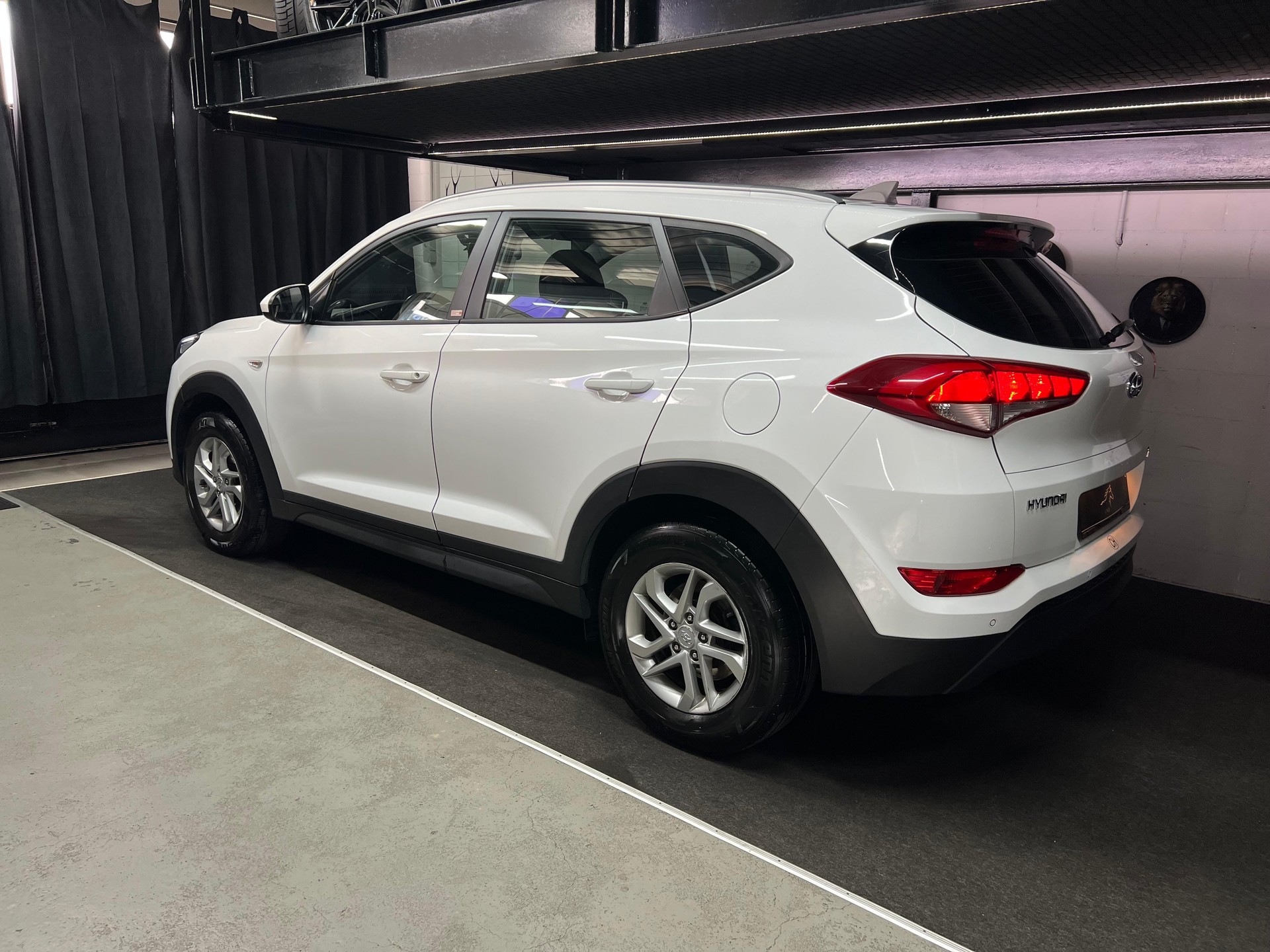 HYUNDAI Tucson 1.7 CRDI Origo 2WD-image-4