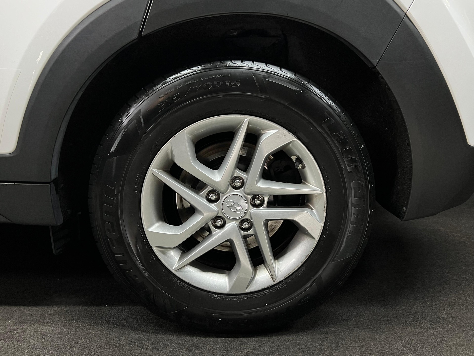 HYUNDAI Tucson 1.7 CRDI Origo 2WD-image-8