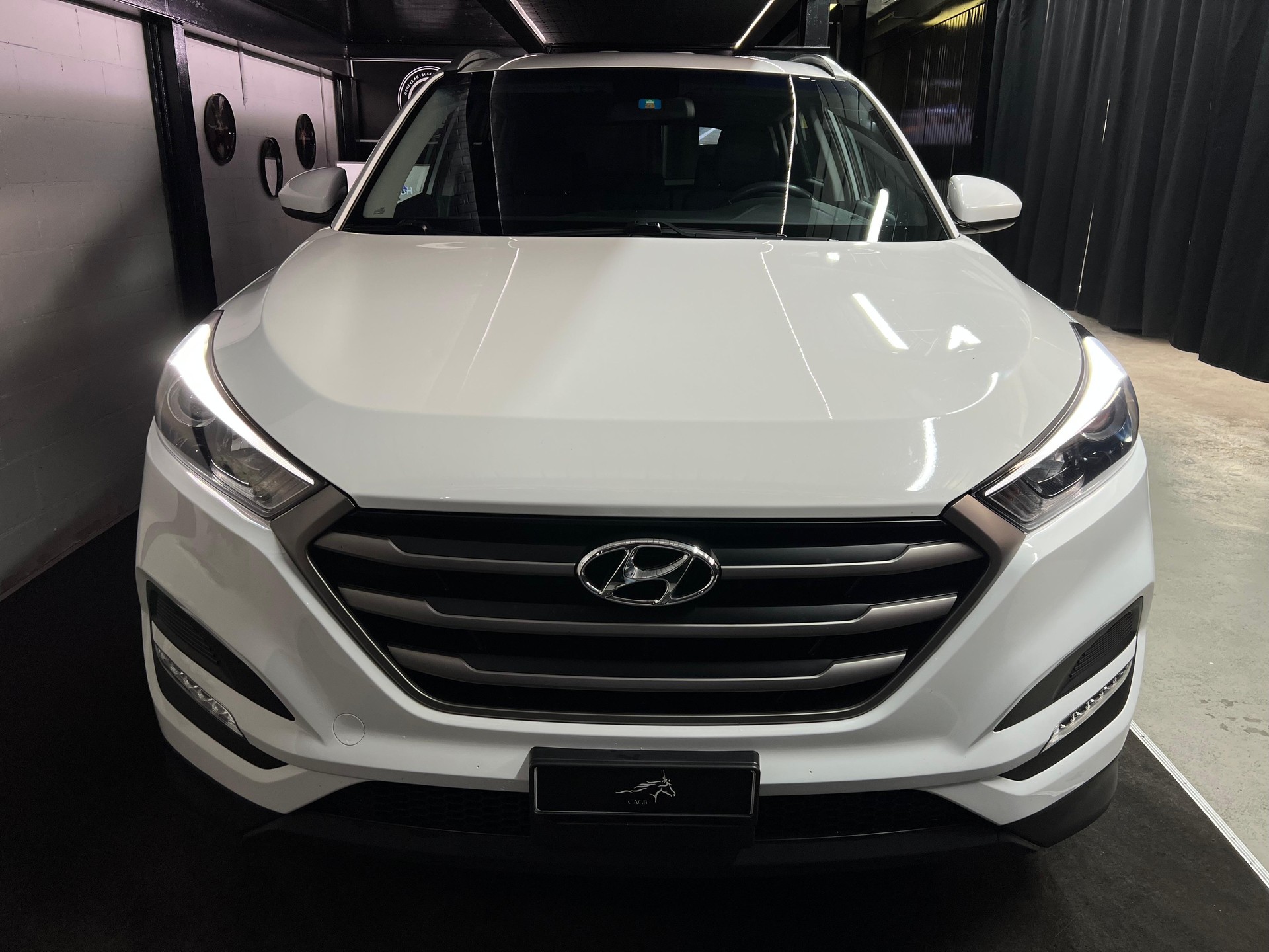HYUNDAI Tucson 1.7 CRDI Origo 2WD-image-2