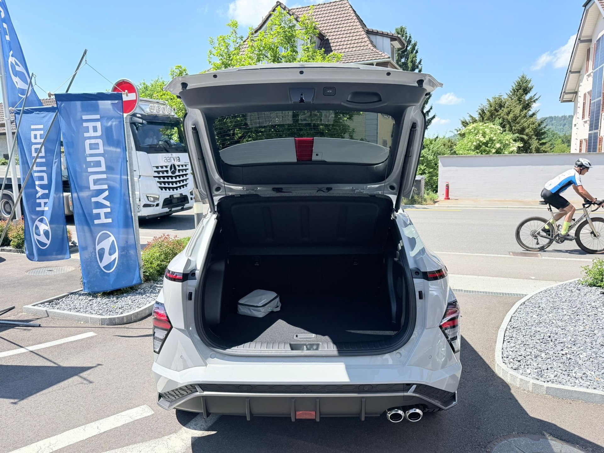 HYUNDAI Kona 1.6 GDi HEV N Line DCT-image-14