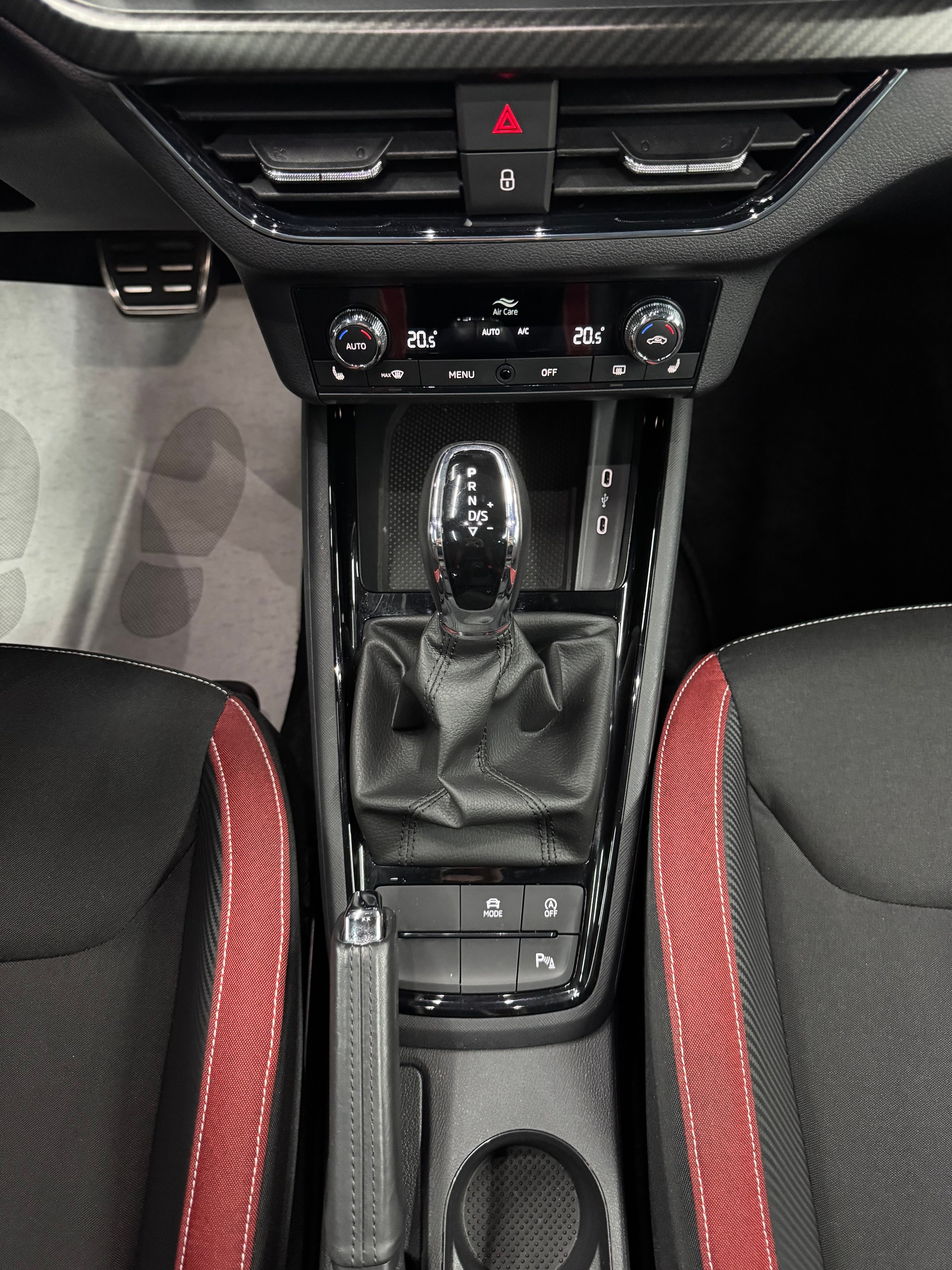 SKODA Kamiq 1.5 TSI Monte Carlo DSG-image-19