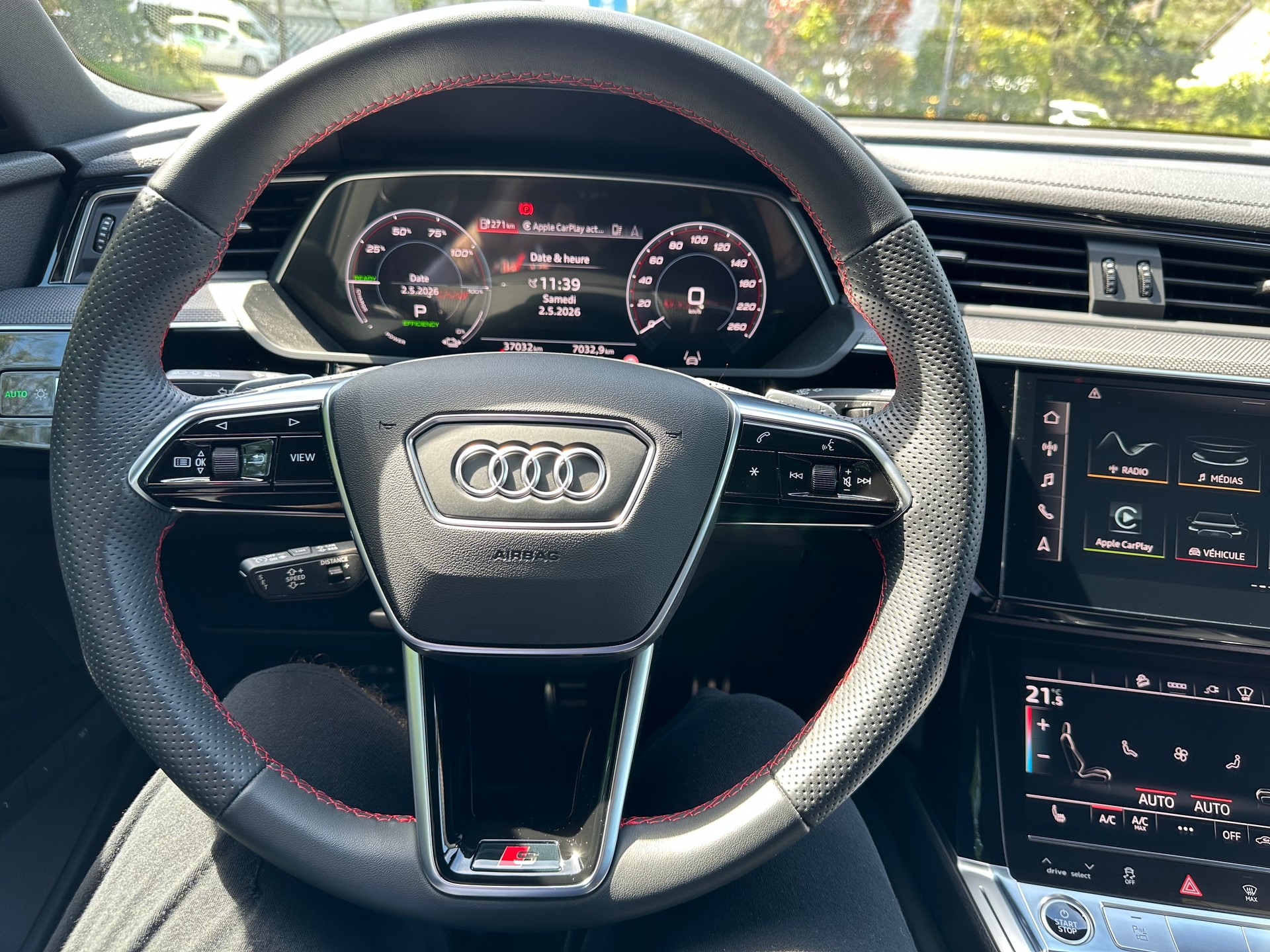 AUDI Q8 55 e-tron Black Edition quattro 408PS/300KW-image-6