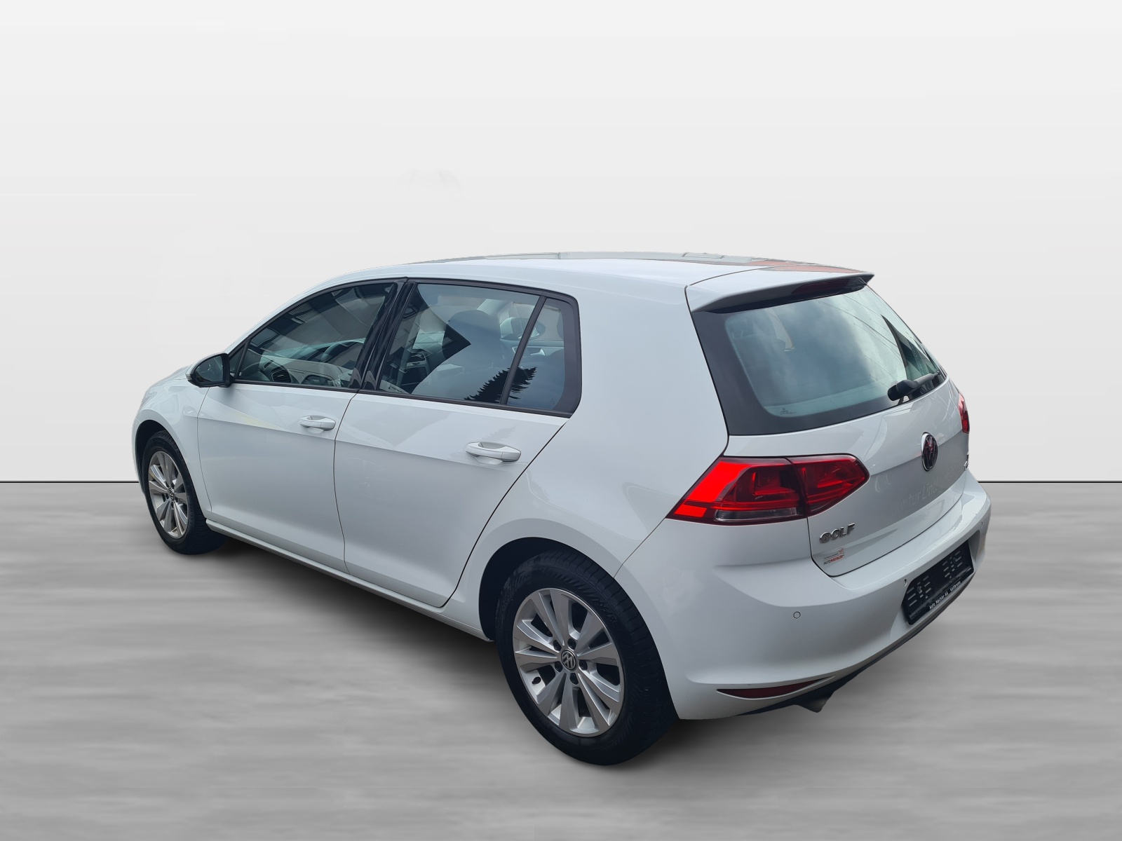 VW Golf 1.2 TSI Trendline-image-4