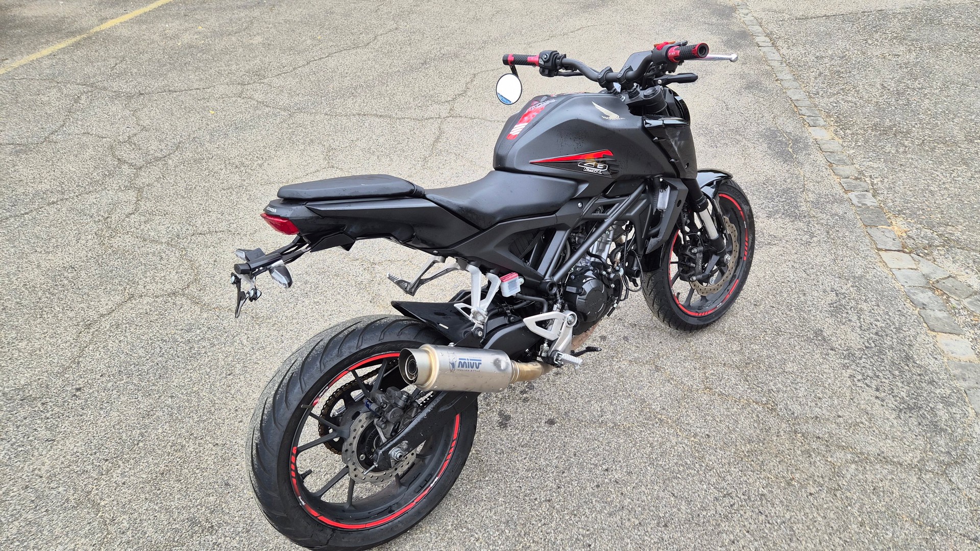 HONDA CB 125 R-image-5