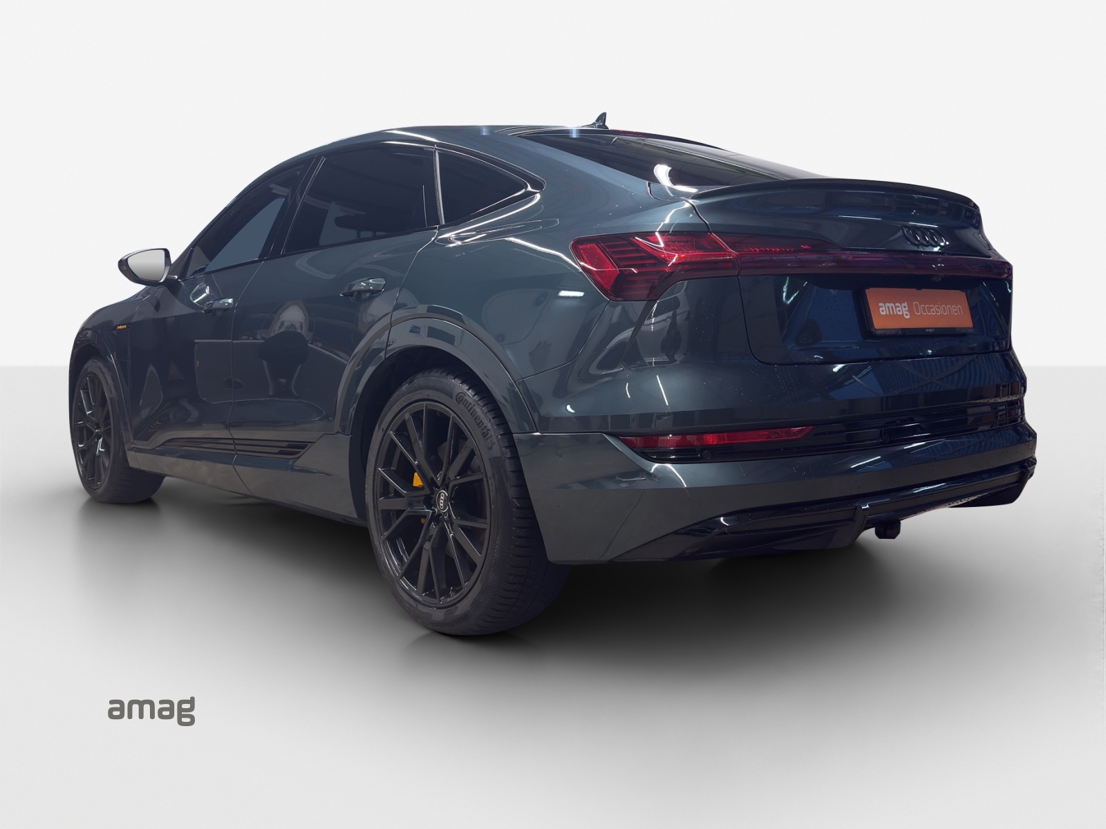 AUDI e-tron 55 Sportback S Line Black Edition quattro-image-2