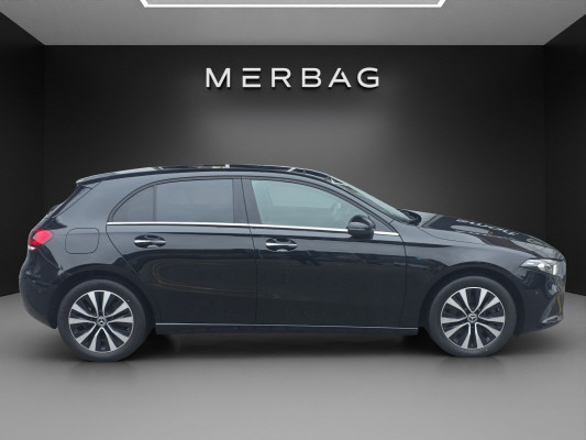MERCEDES-BENZ A 250e Style-image-2