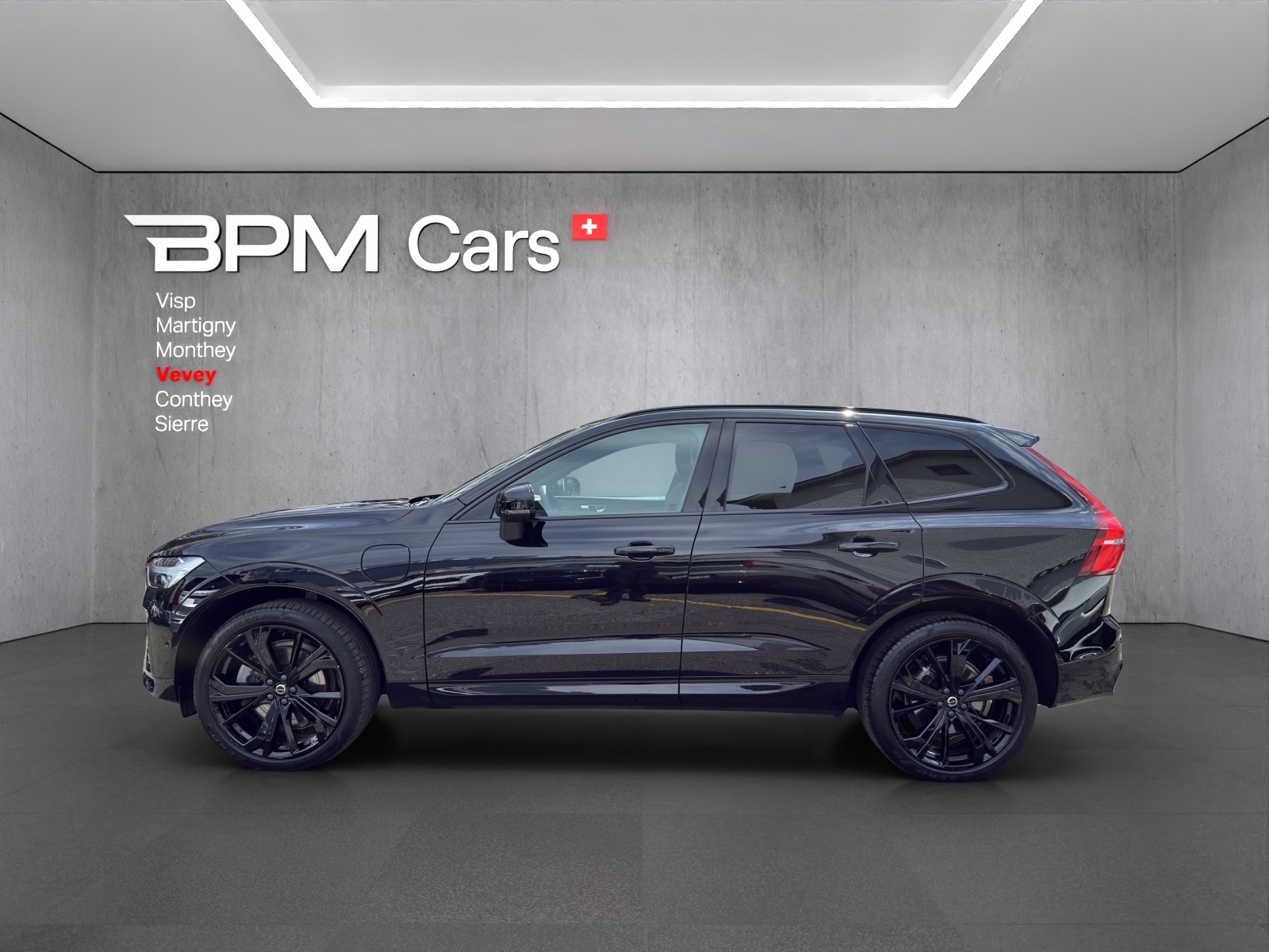 VOLVO XC60 T8 eAWD PluginHybrid Black Edition Geartronic-image-17