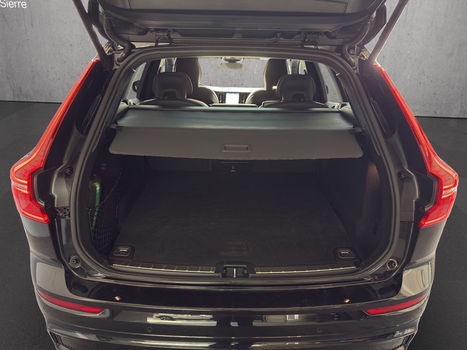 VOLVO XC60 T8 eAWD PluginHybrid Black Edition Geartronic-image-13