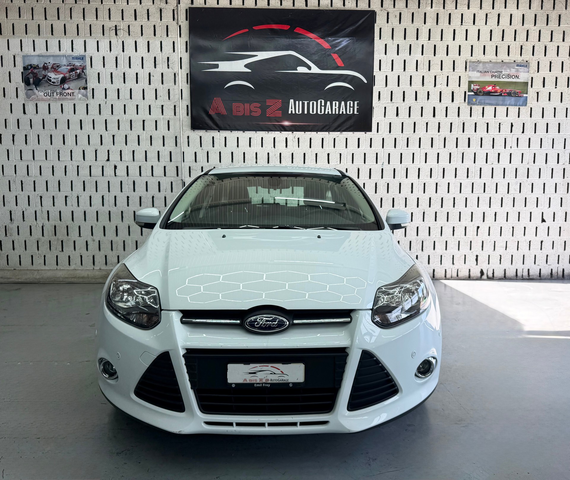 FORD Focus 1.6 SCTi Titanium-image-1