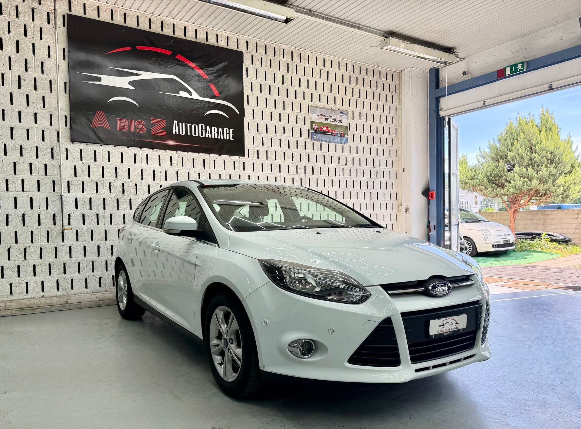 FORD Focus 1.6 SCTi Titanium-image-2