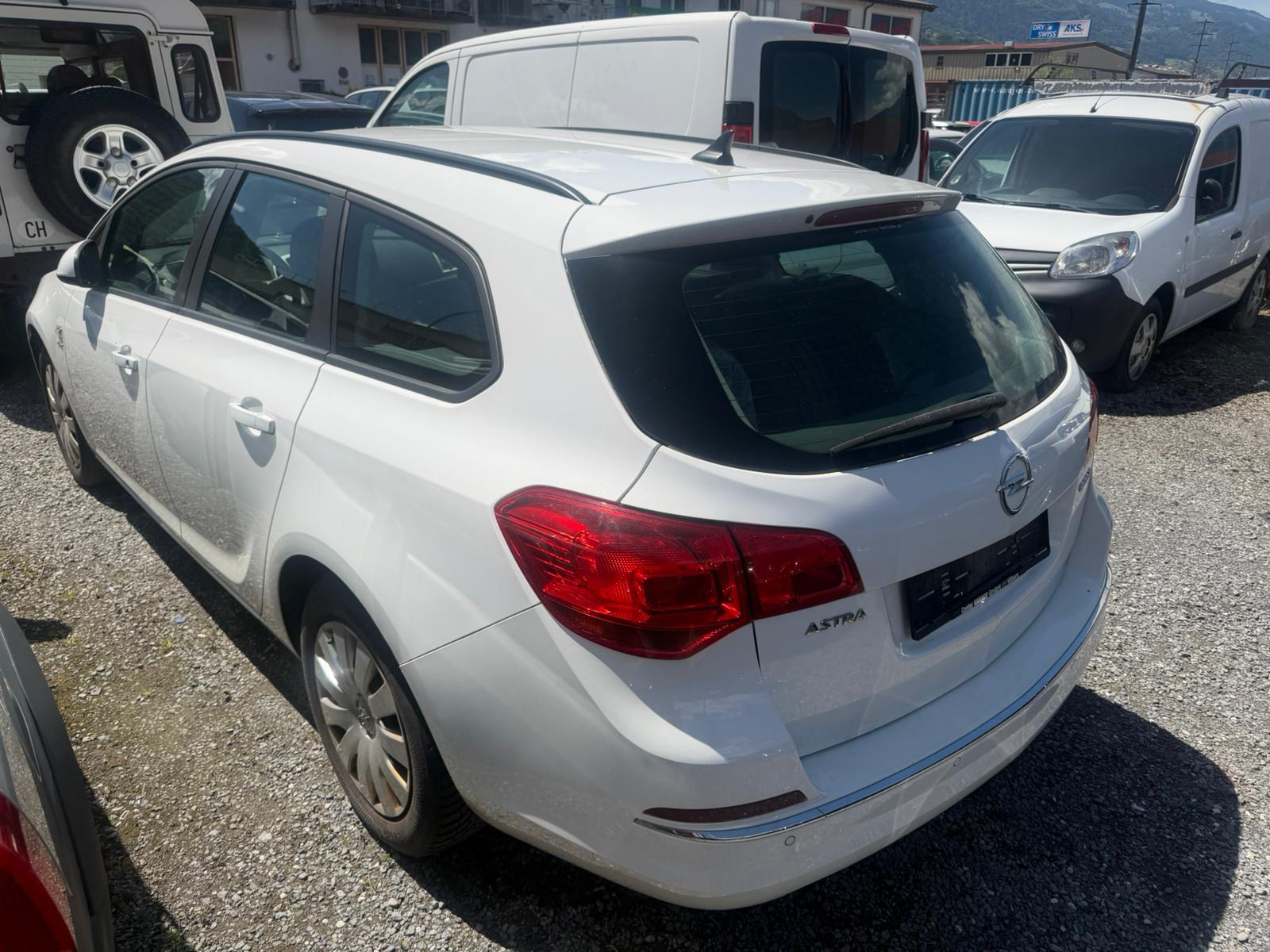 OPEL Astra ST 1.7 CDTi ecoFLEX Anniversary Ed.-image-3