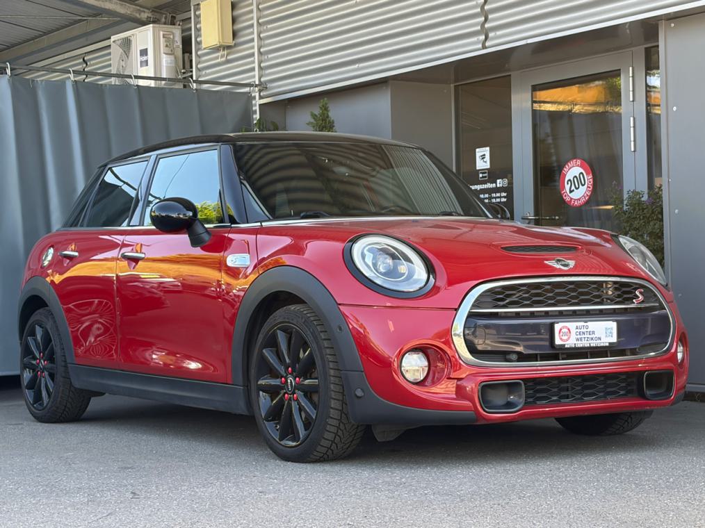 MINI Cooper S Steptronic-showroom-element-1
