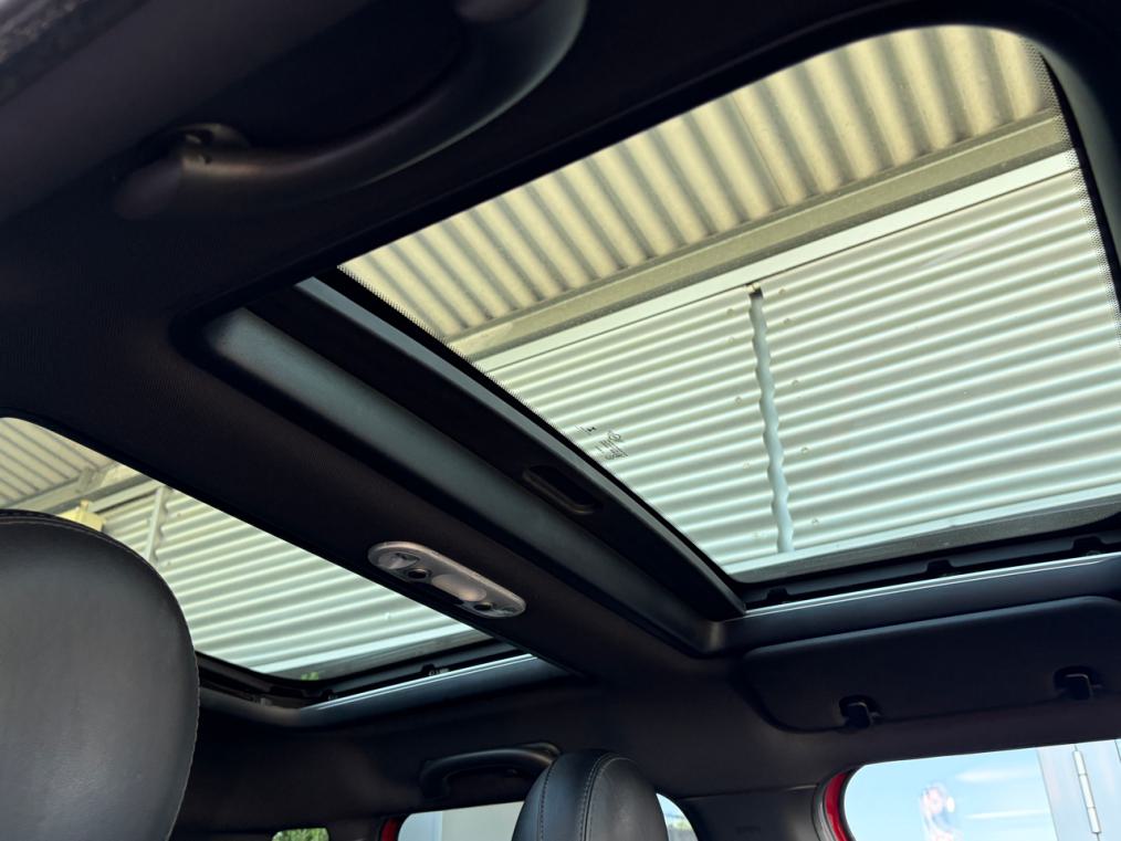 MINI Cooper S Steptronic-image-9