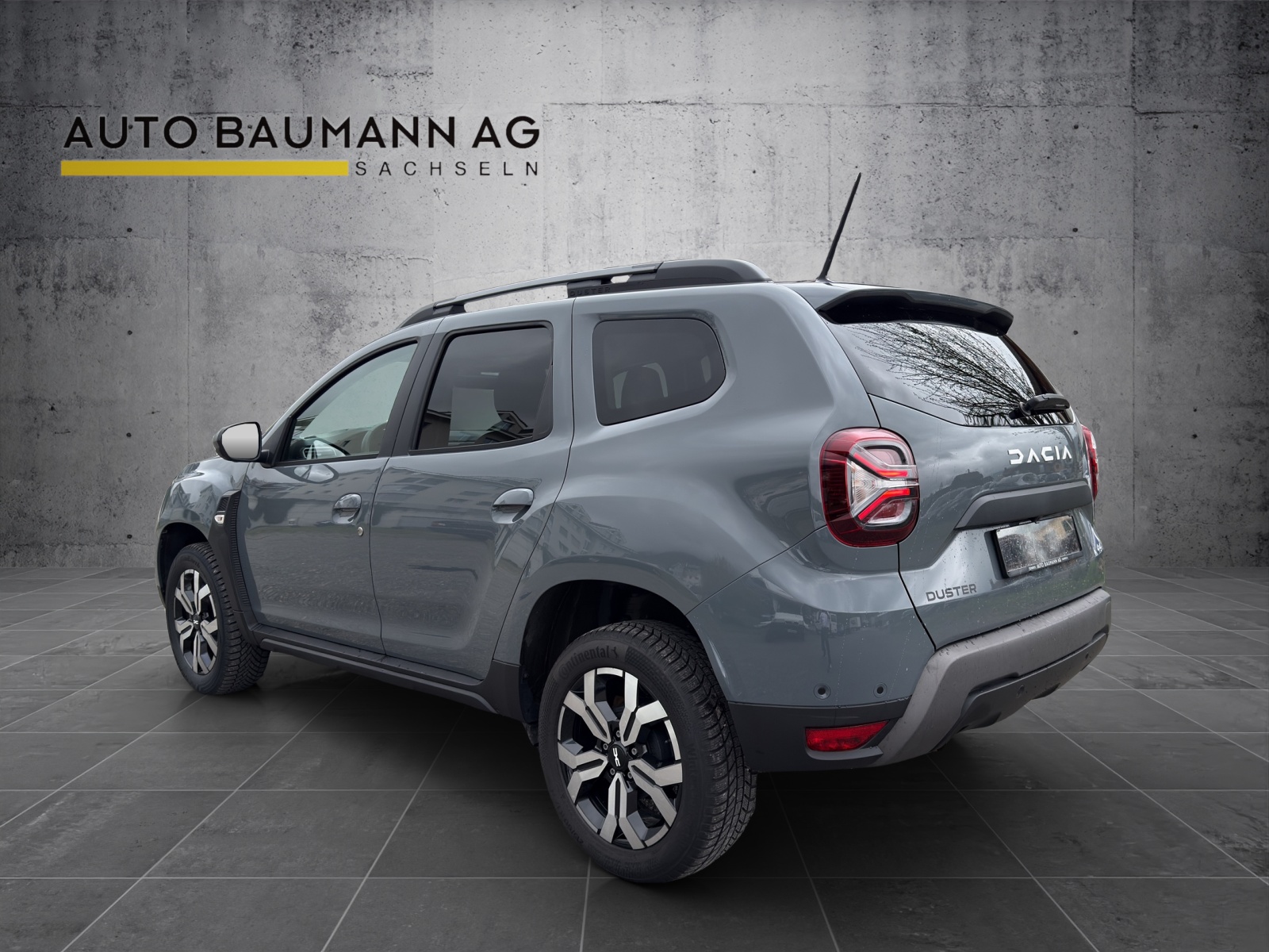 DACIA Duster TCe 150 Journey+ 4x4-image-1