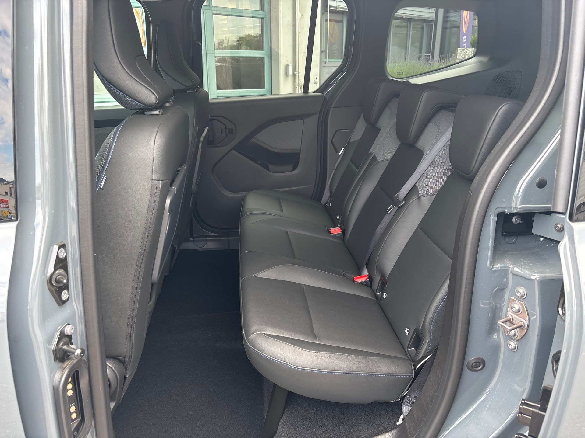 NISSAN Townstar Kombi 1.3 DIG-T L1 Tekna DCT-image-14