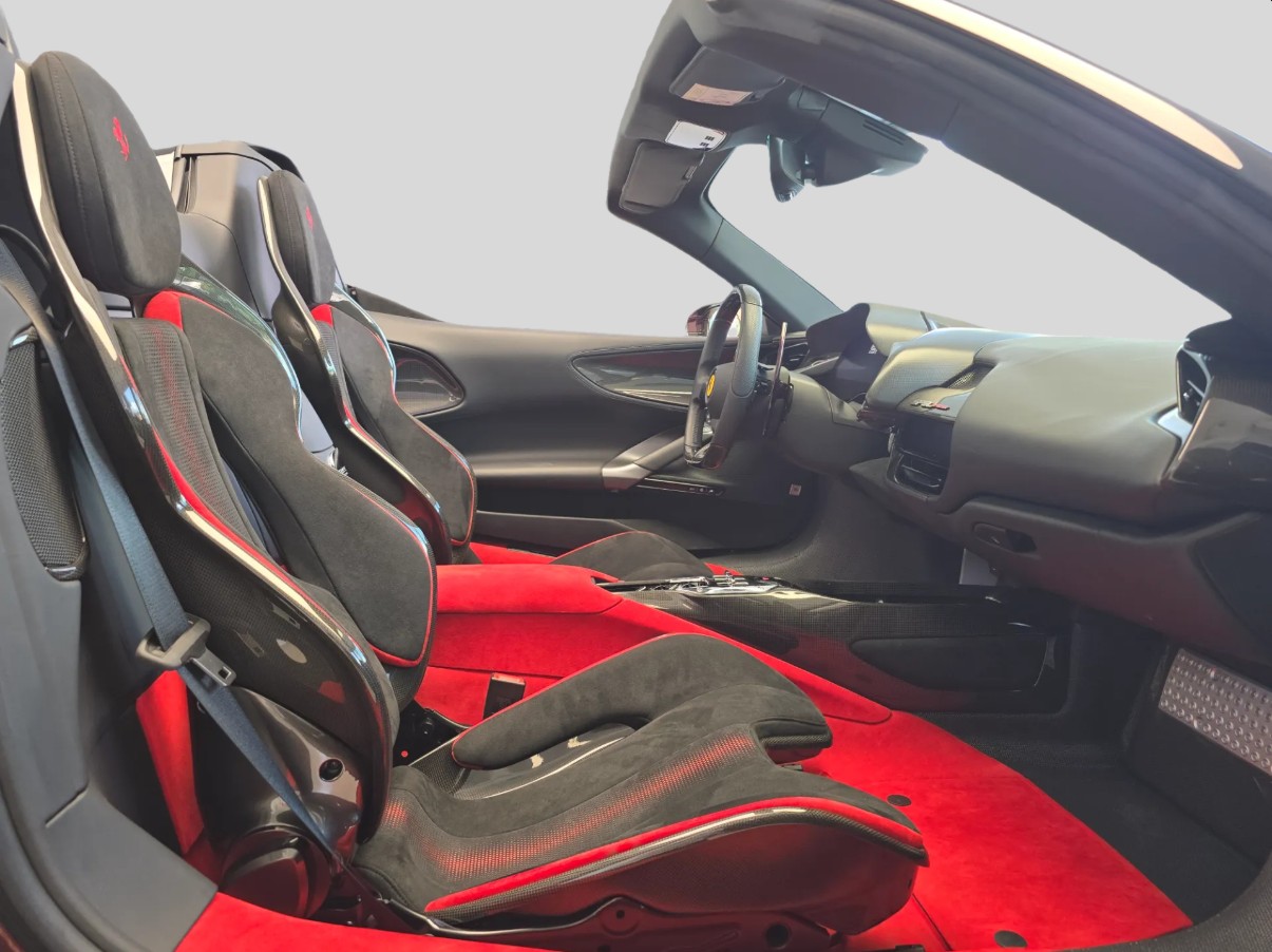 FERRARI SF90 Spider-image-11