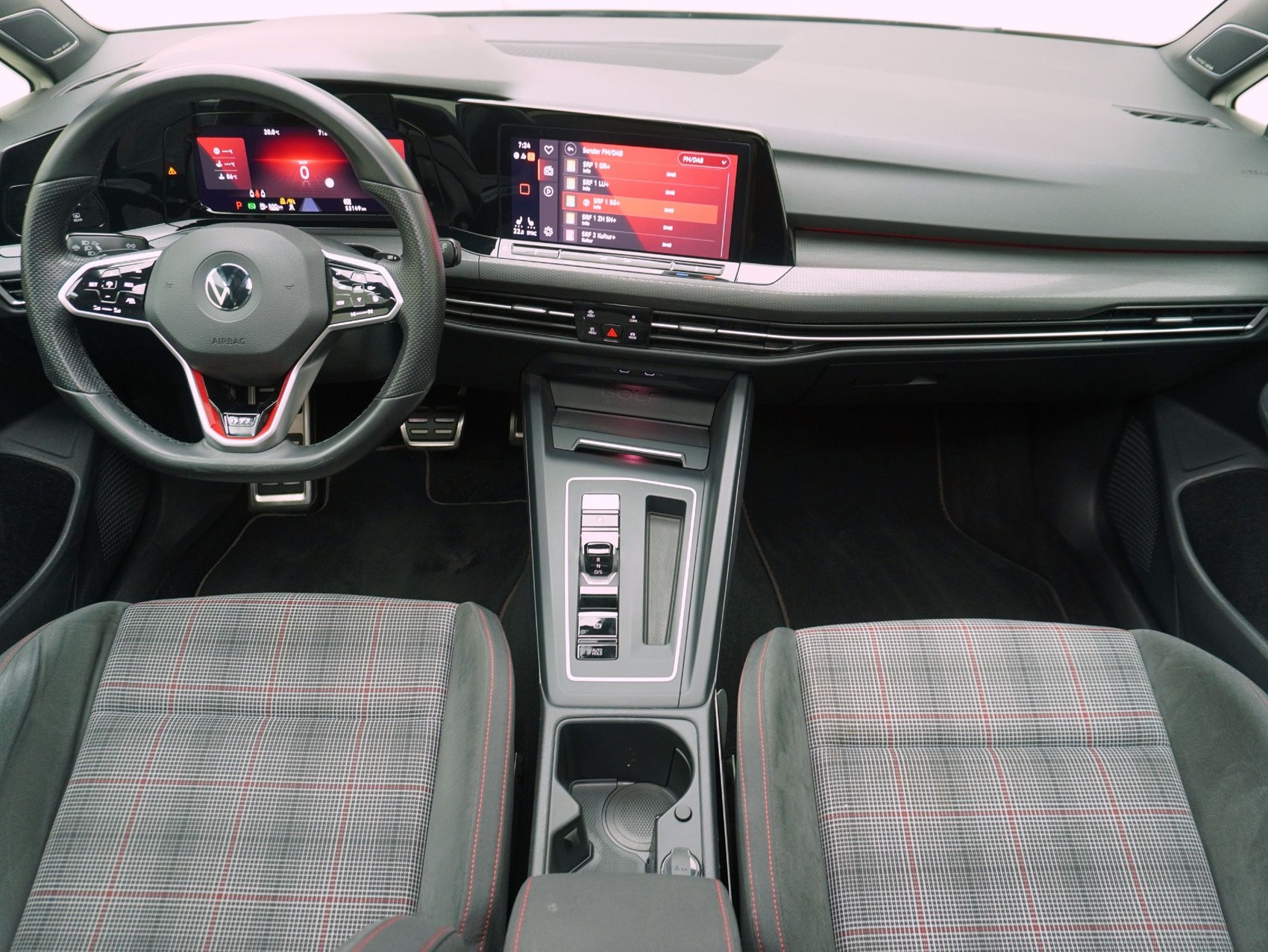 VW Golf 8 2.0 TSI DSG GTI-image-13