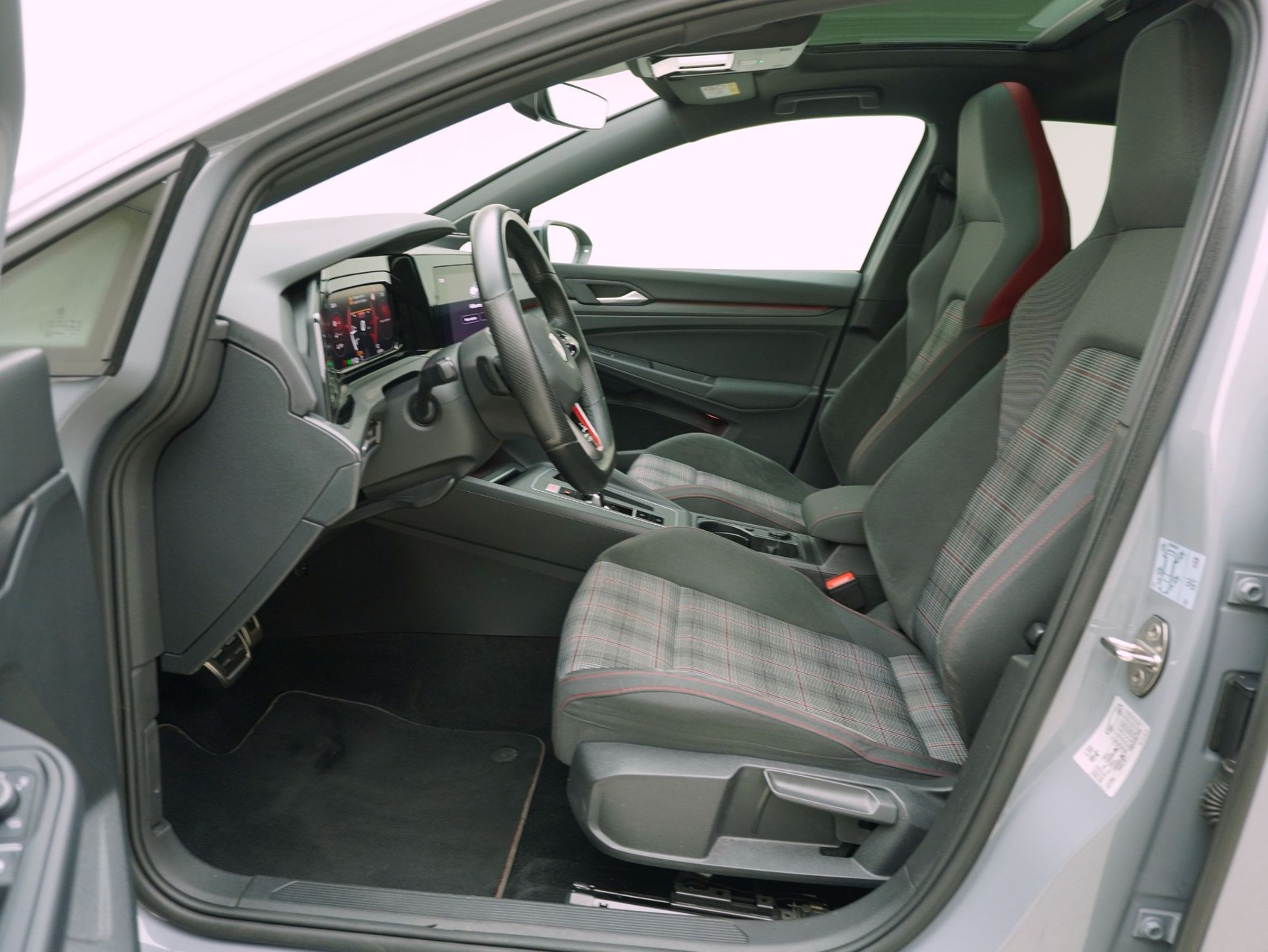 VW Golf 8 2.0 TSI DSG GTI-image-9