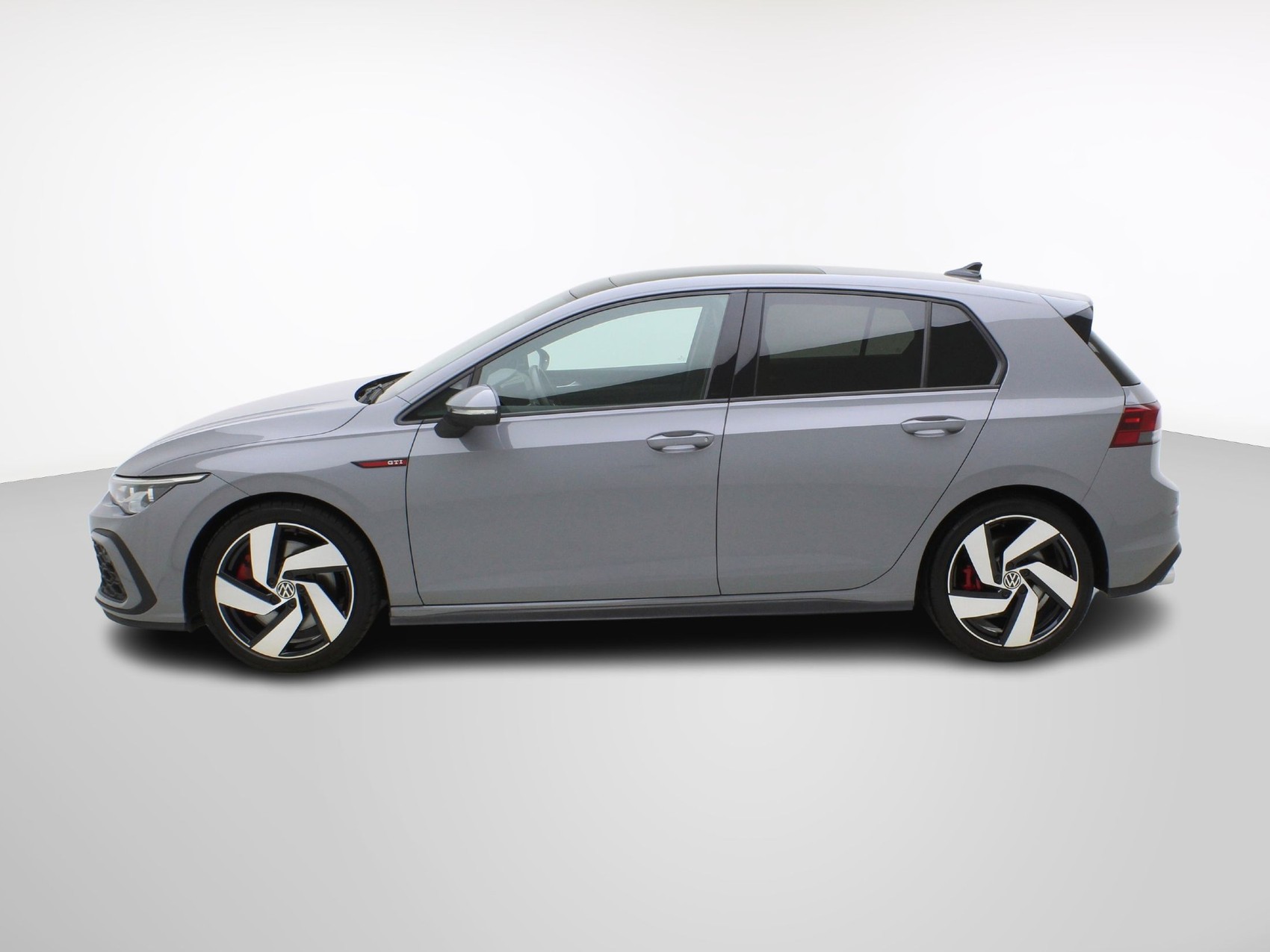 VW Golf 8 2.0 TSI DSG GTI-image-2