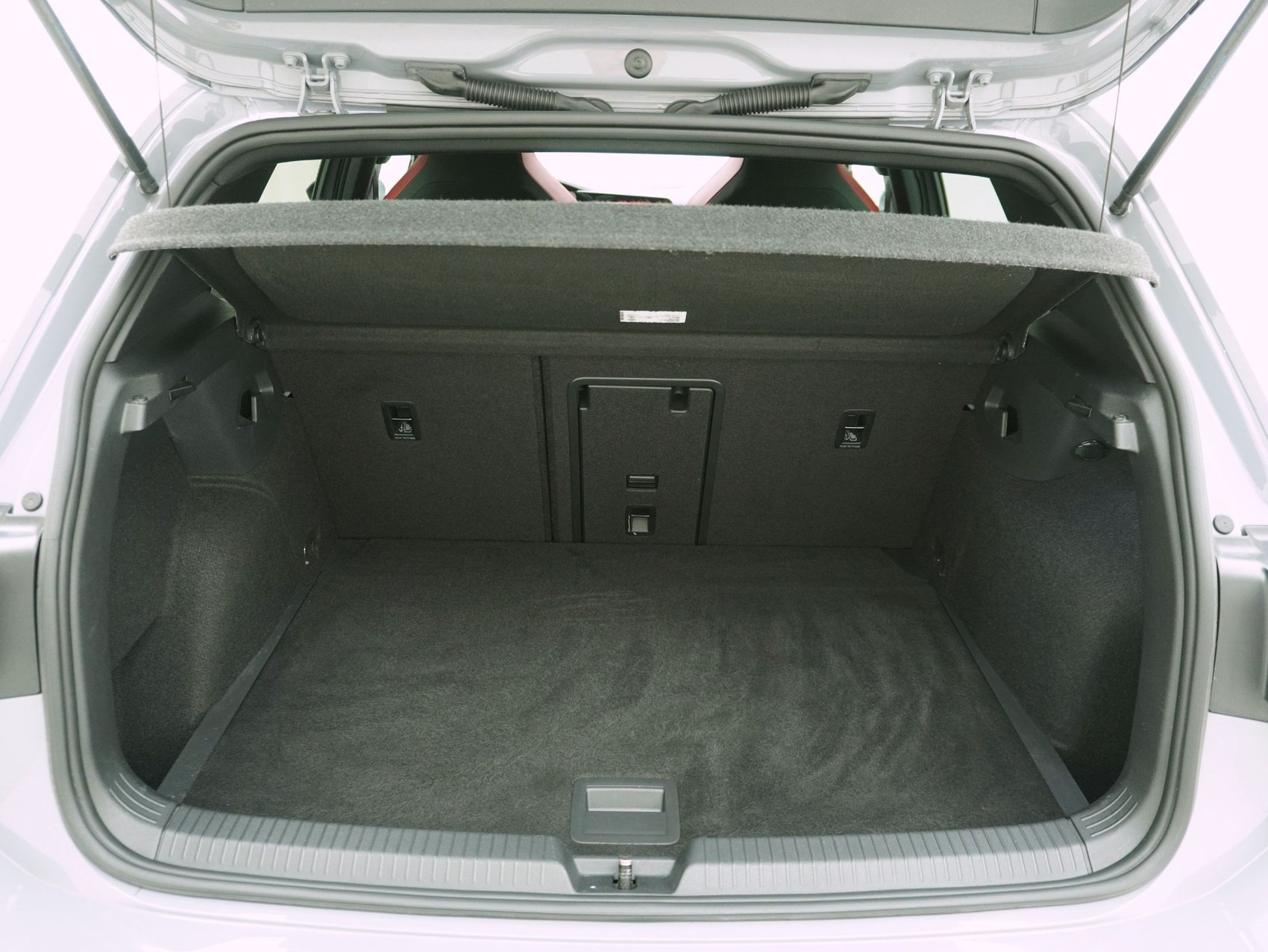 VW Golf 8 2.0 TSI DSG GTI-image-27
